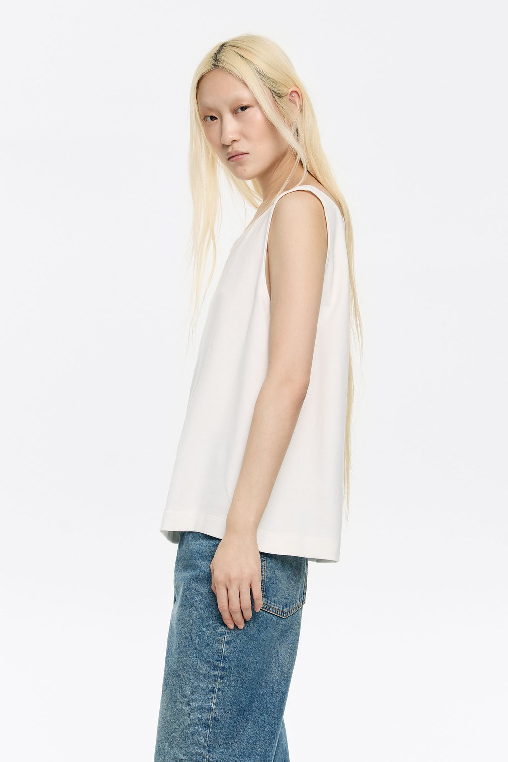 Ivory ponte di roma sleeveless T-shirt