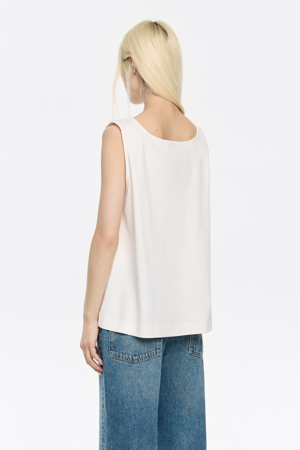 Ivory ponte di roma sleeveless T-shirt