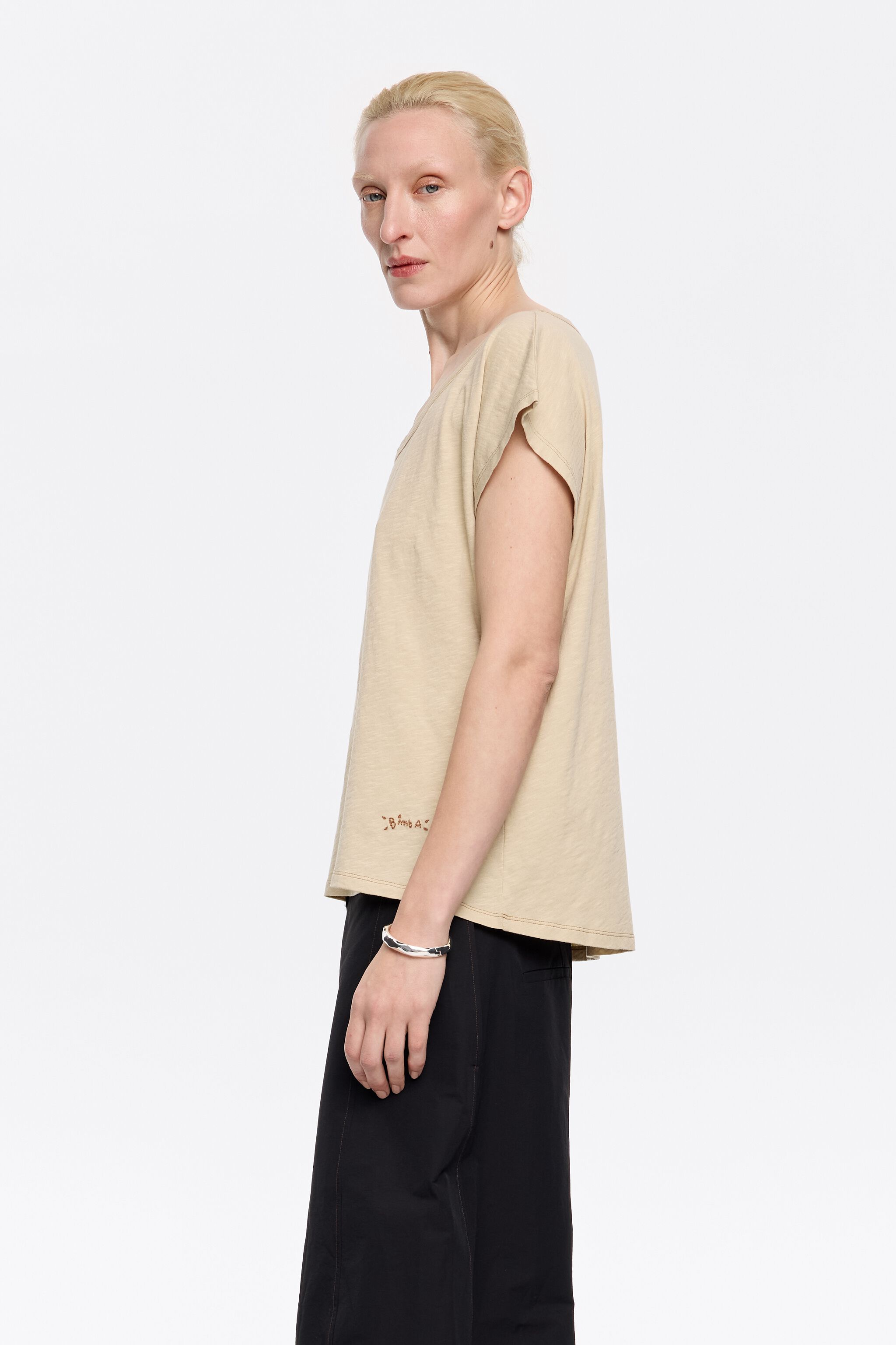 Sand relief logo T-shirt