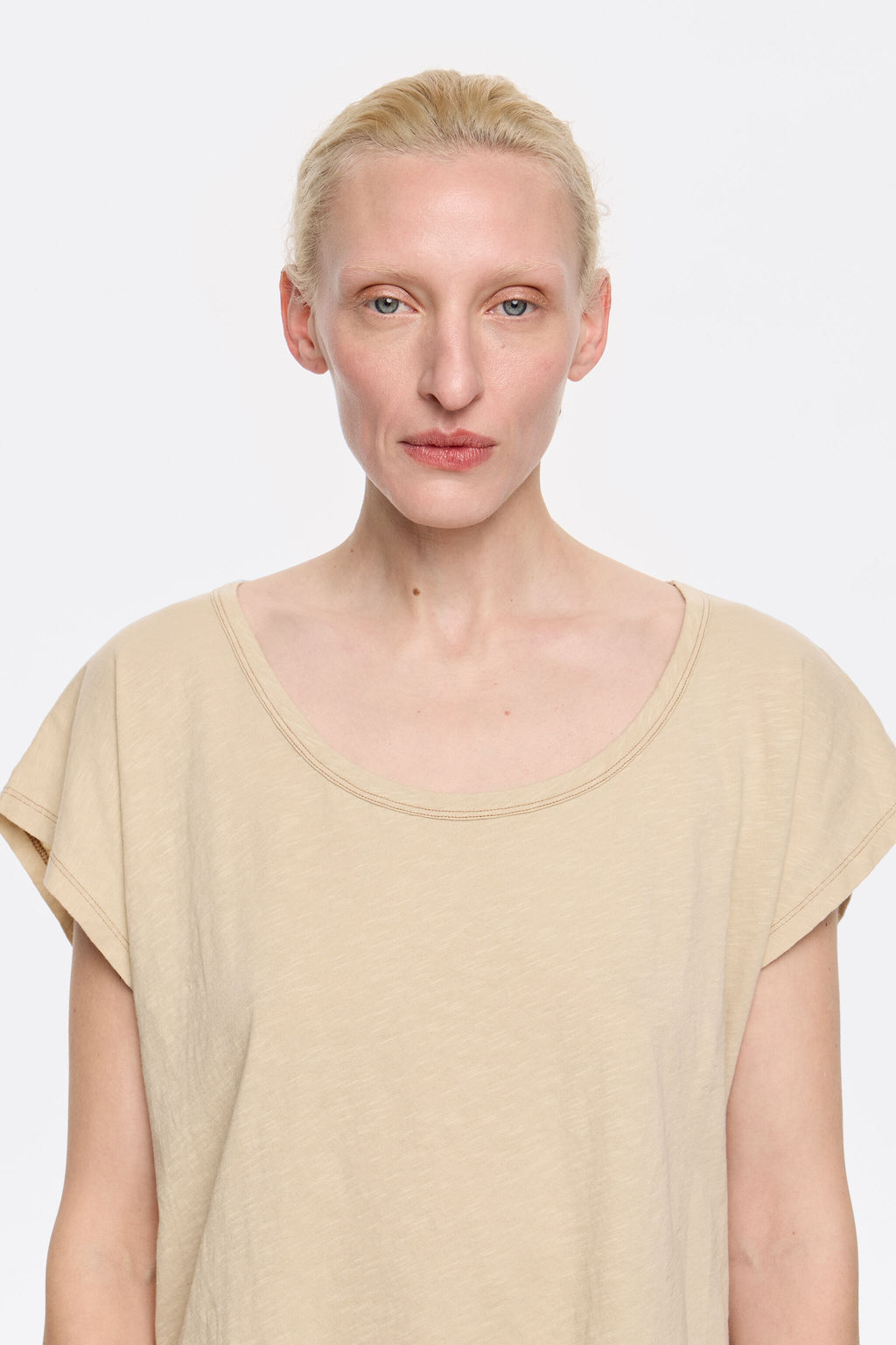 Sand relief logo T-shirt