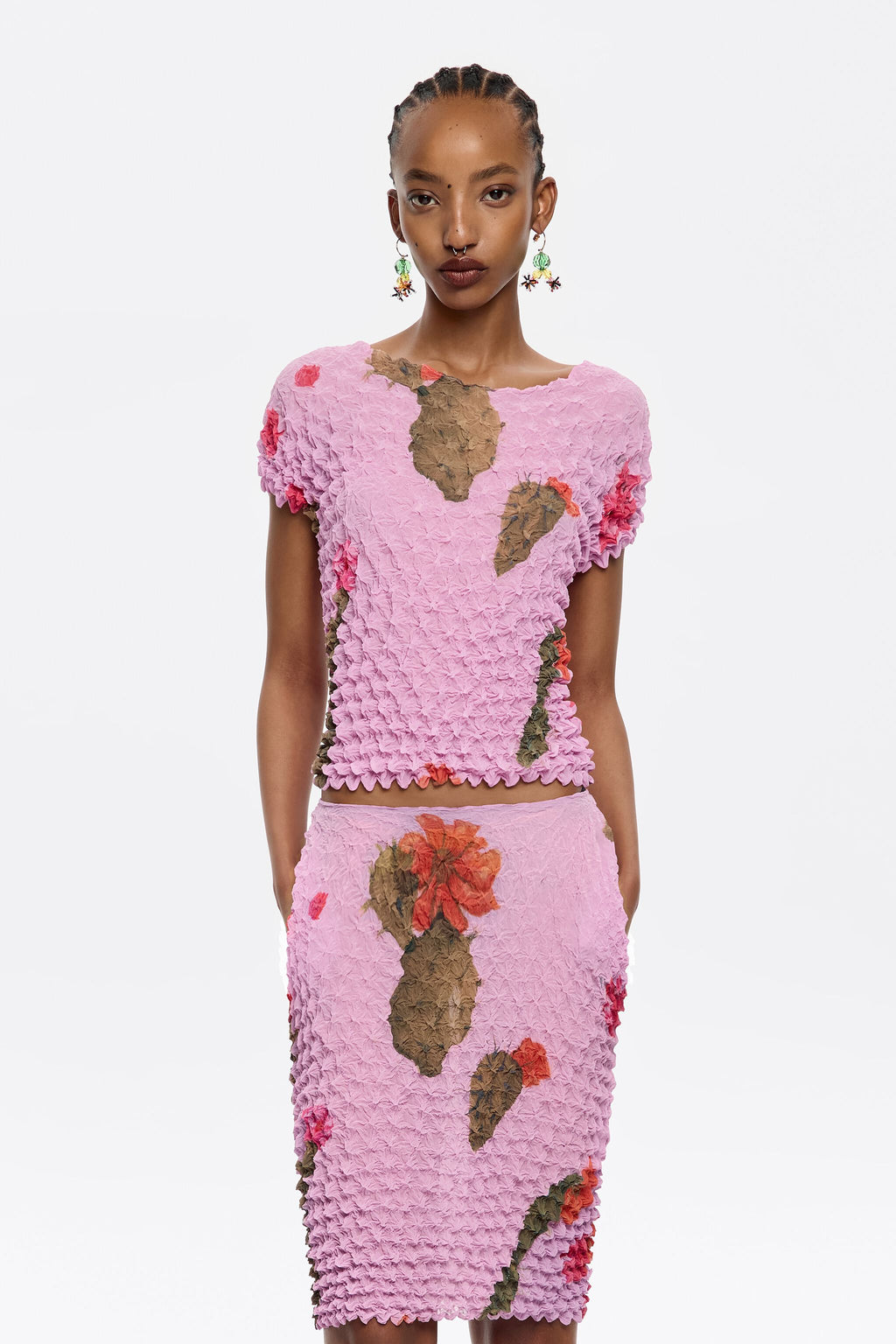 Pink Cactus fitted cropped T-shirt