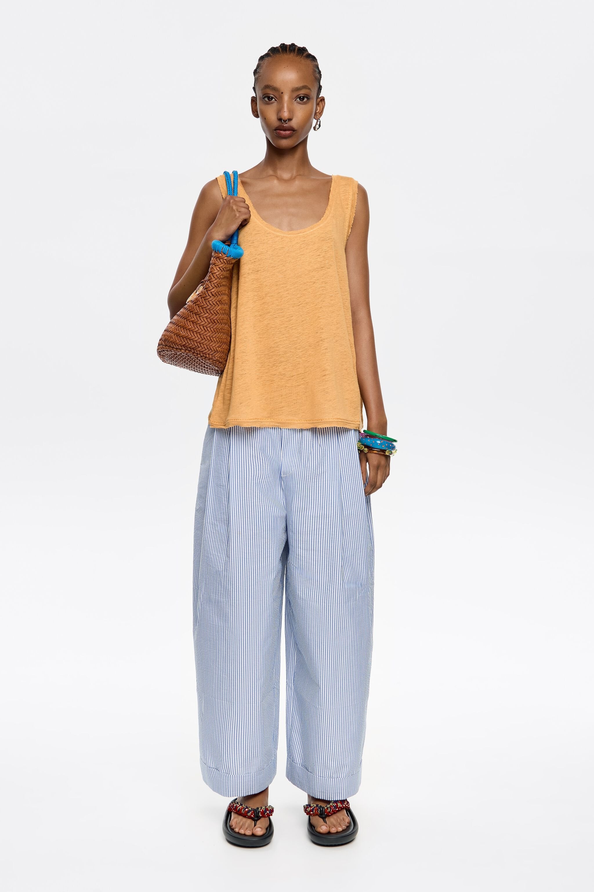 Mustard linen T-shirt with raw edges