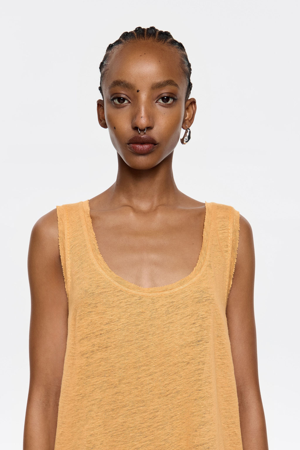 Mustard linen T-shirt with raw edges