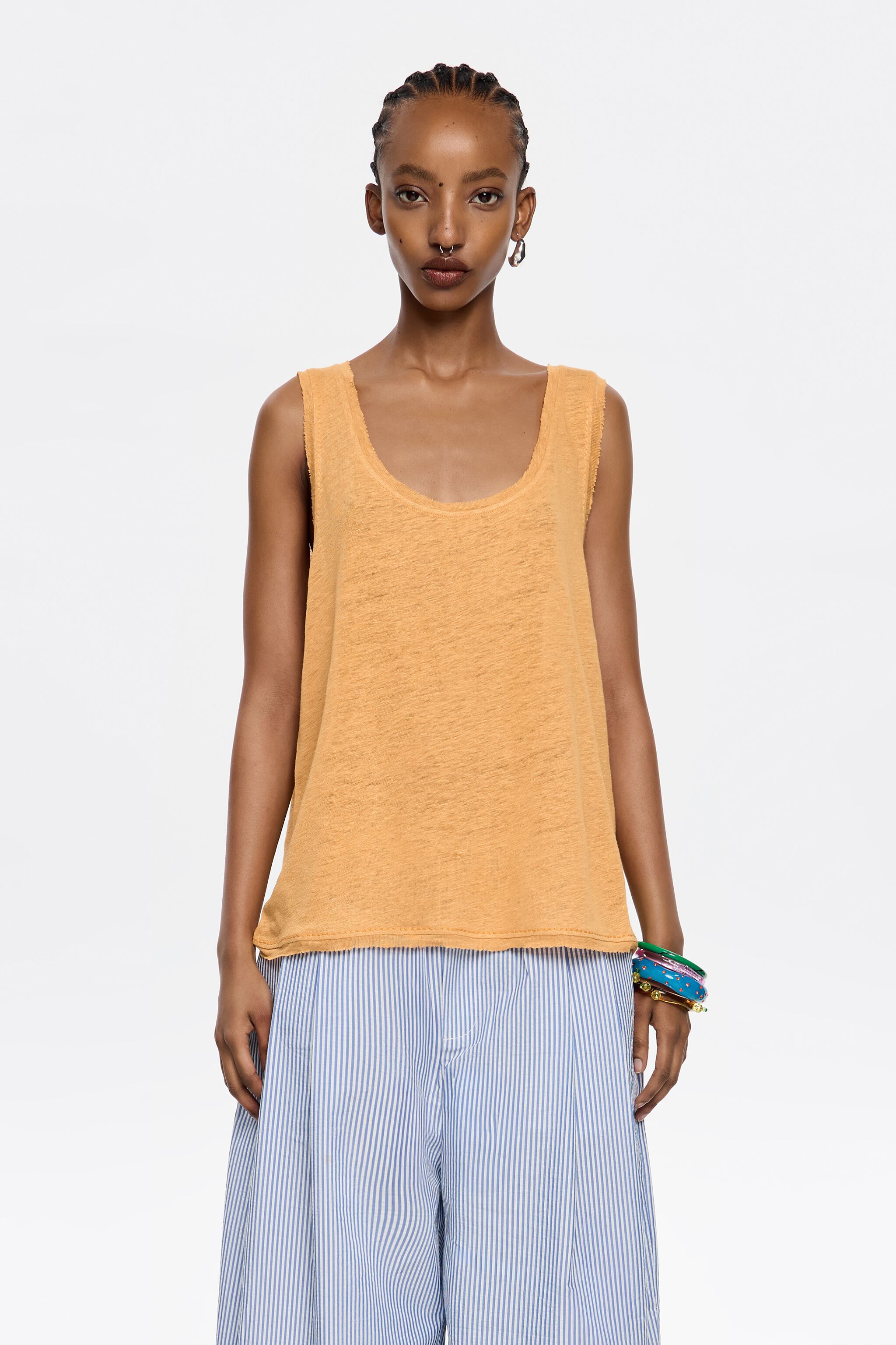 Mustard linen T-shirt with raw edges