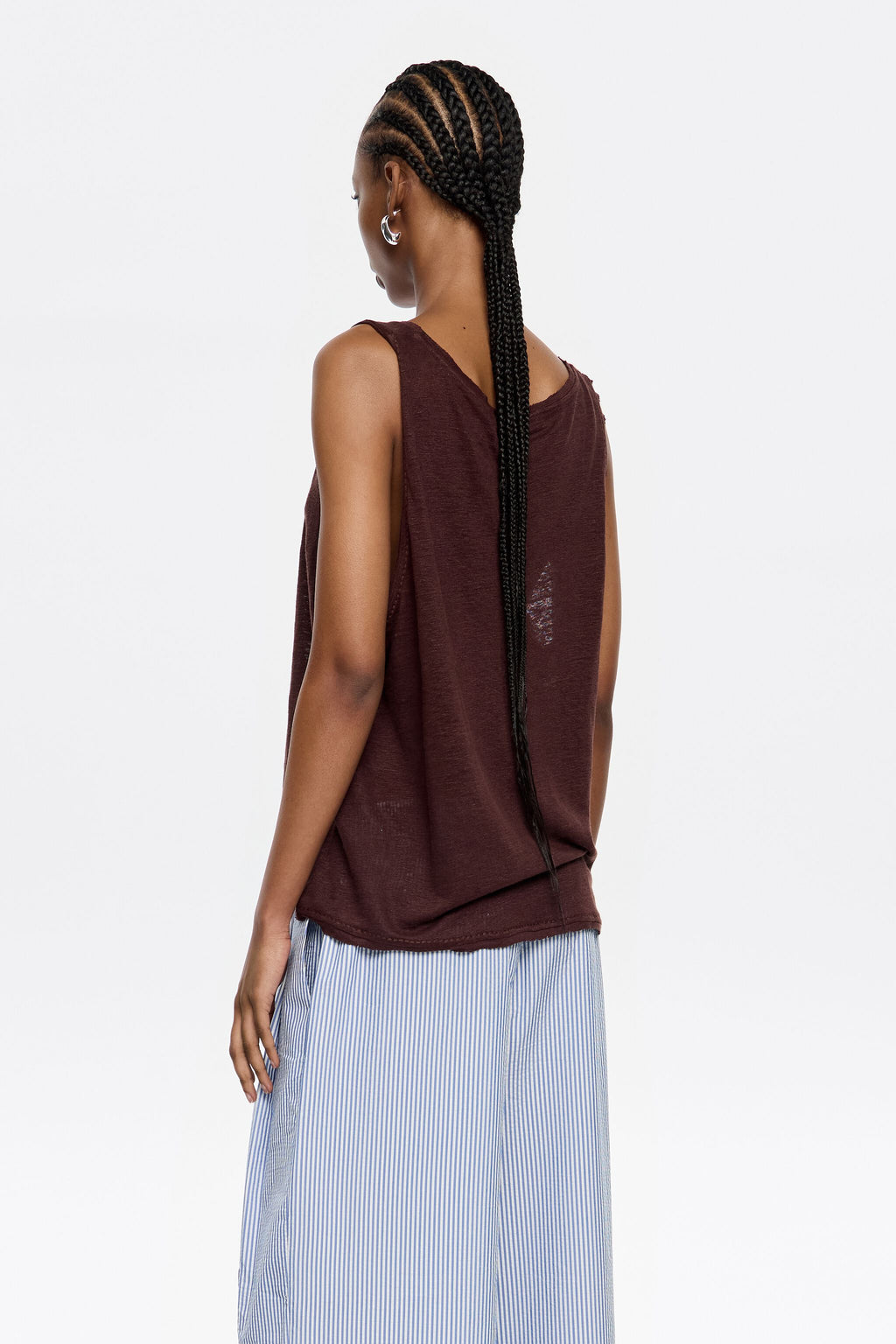 Dark brown linen T-shirt with raw edges