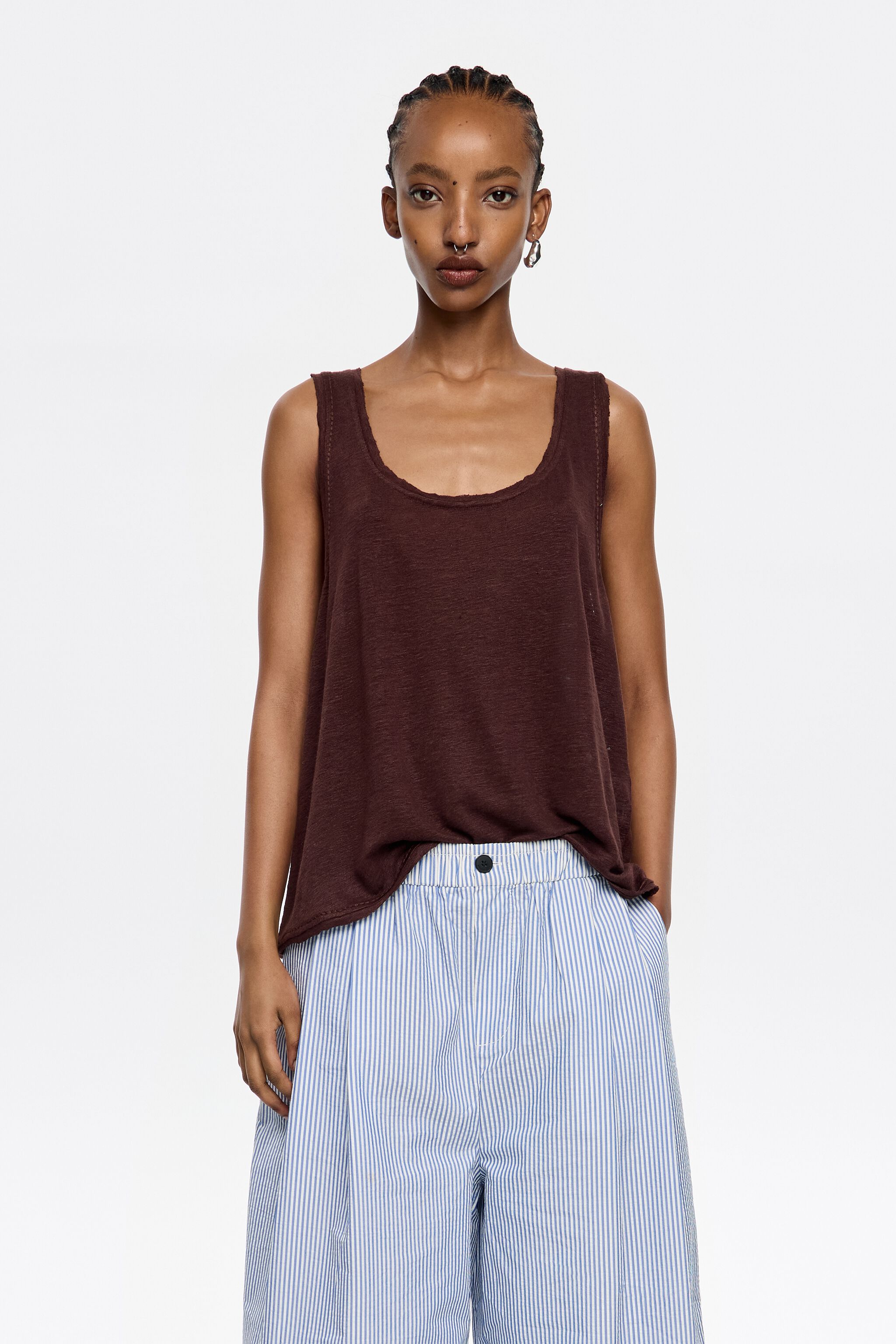 Dark brown linen T-shirt with raw edges