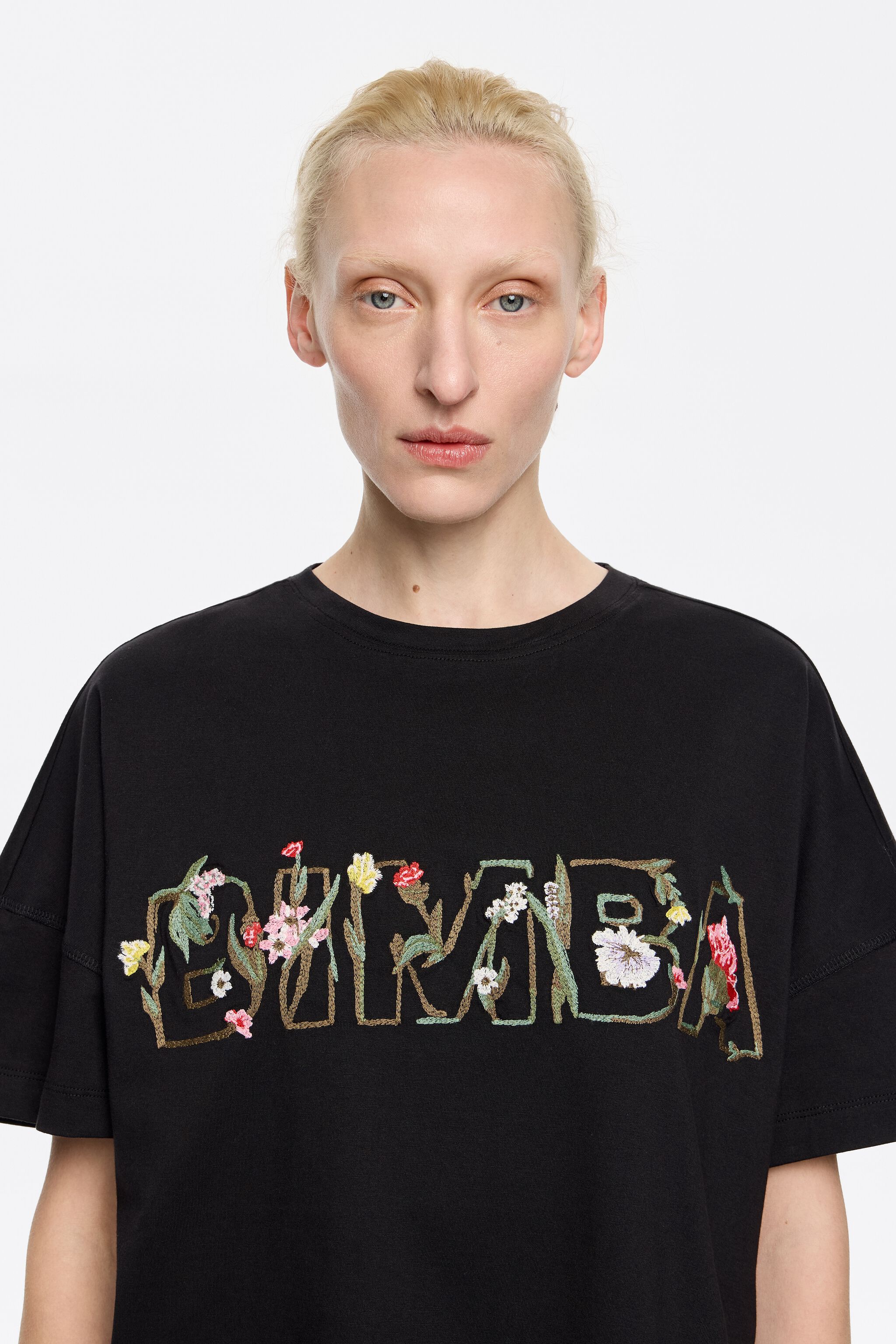 Boxy black floral logo T-shirt