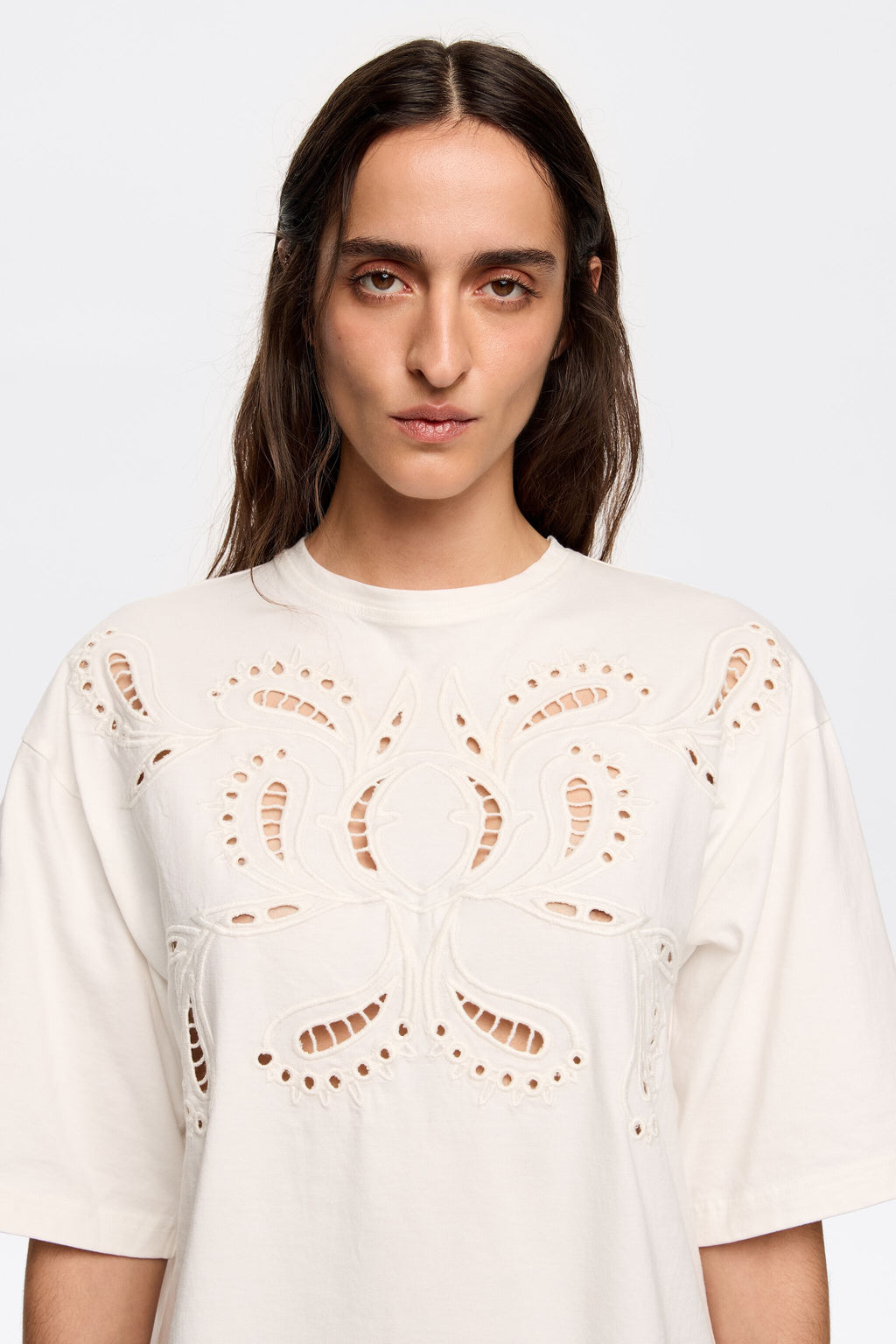 Ecru embroidered T-shirt