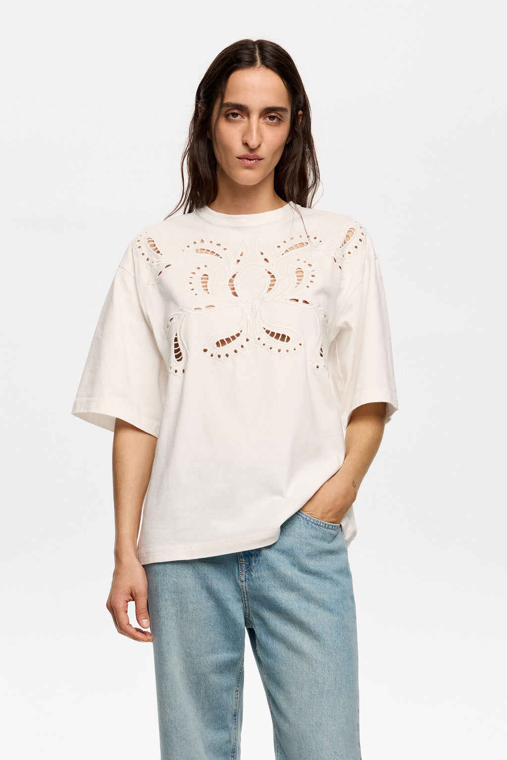 Ecru embroidered T-shirt