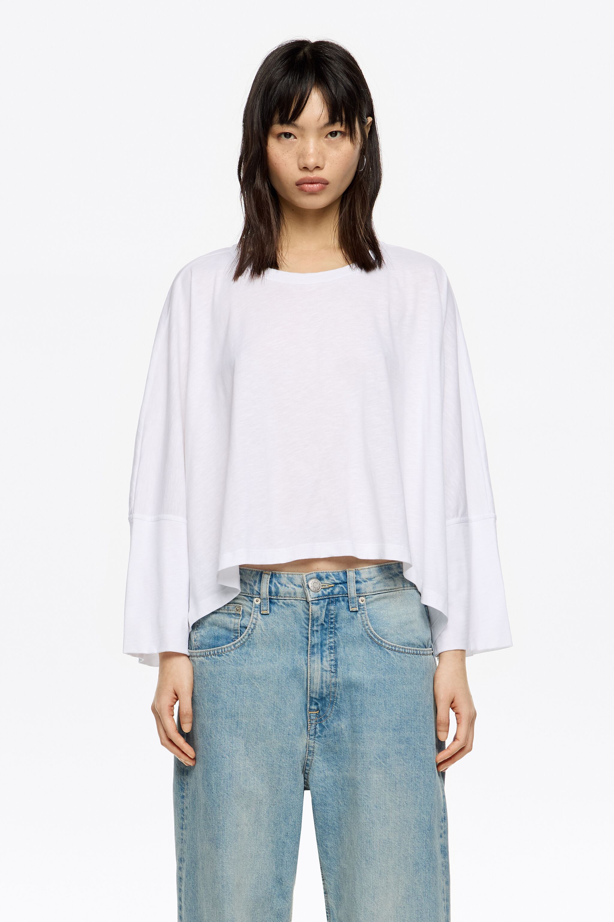 Oversize white cotton shirt