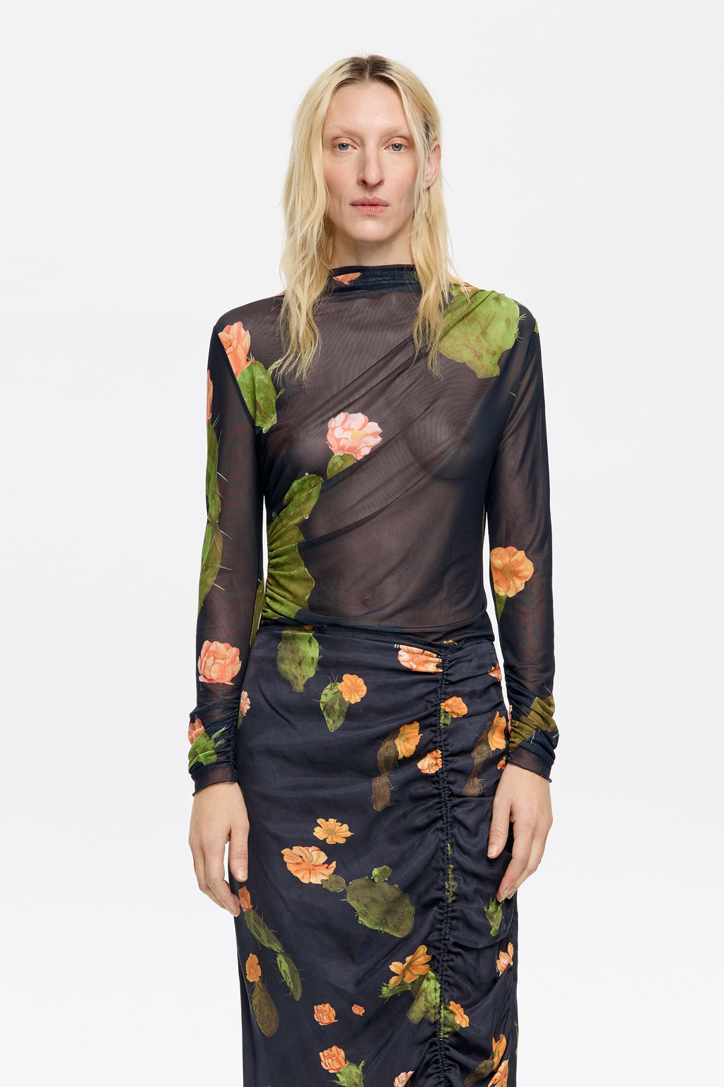 Black Cactus tulle ruched T-shirt