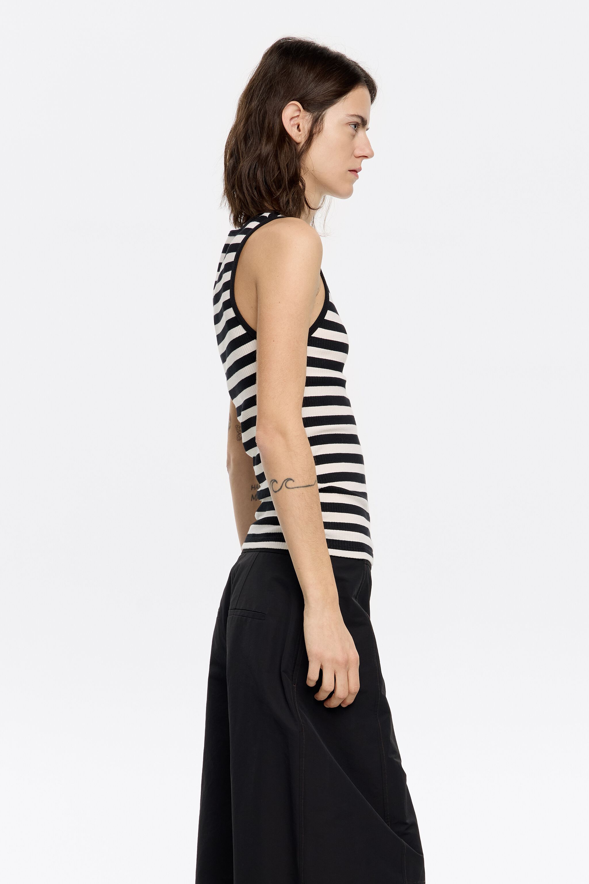 Striped chili fitted top