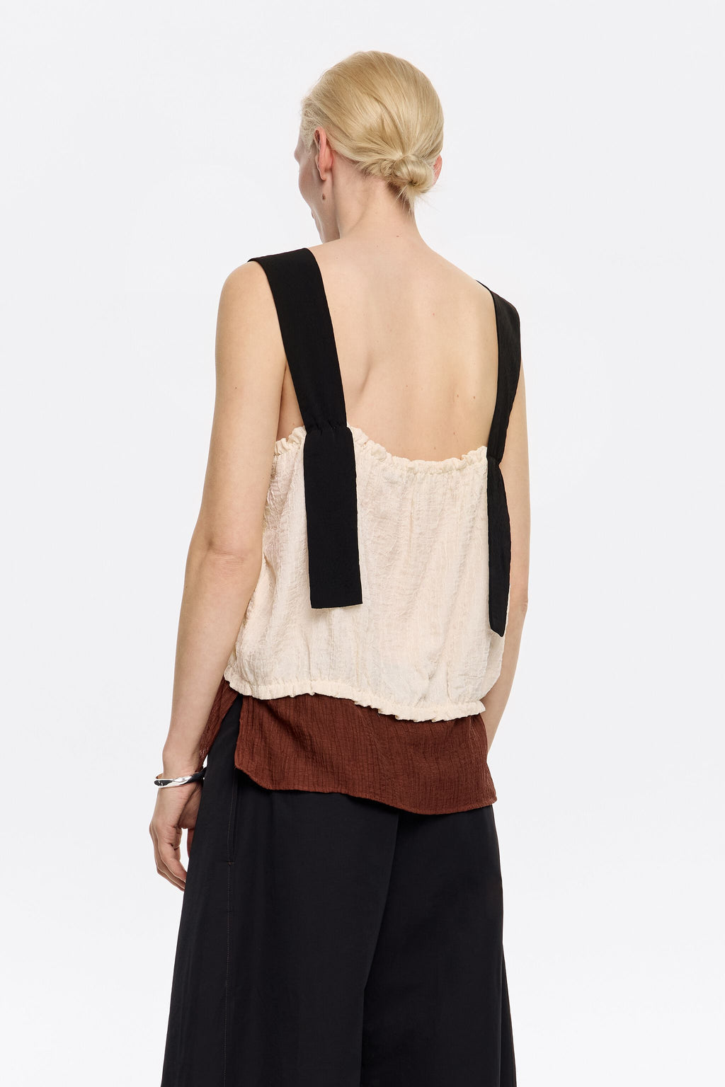 Three-tone strappy top