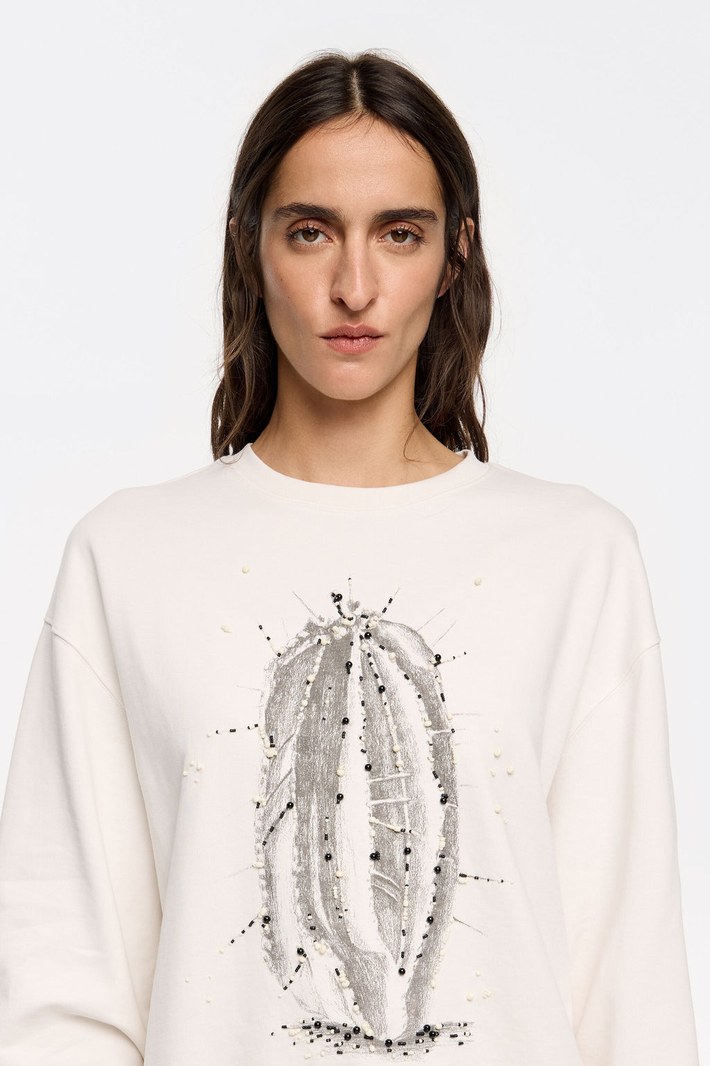 Ice gray logo sweatshirt with beads