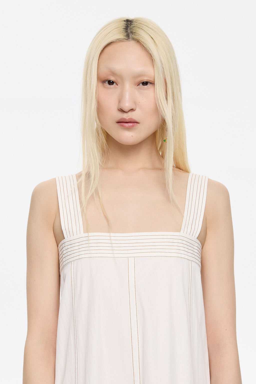 White strappy dress with stitching