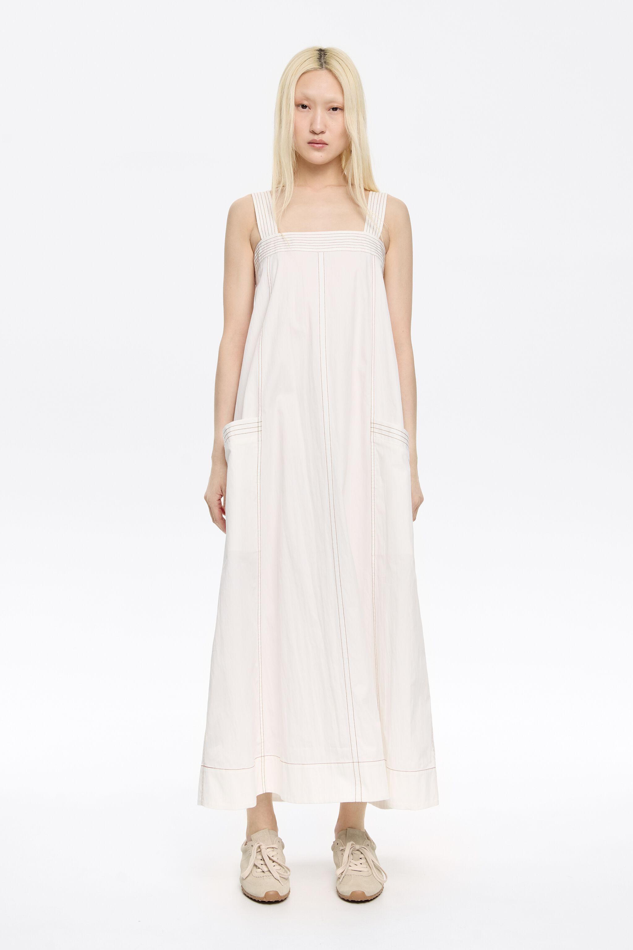 White strappy dress with stitching