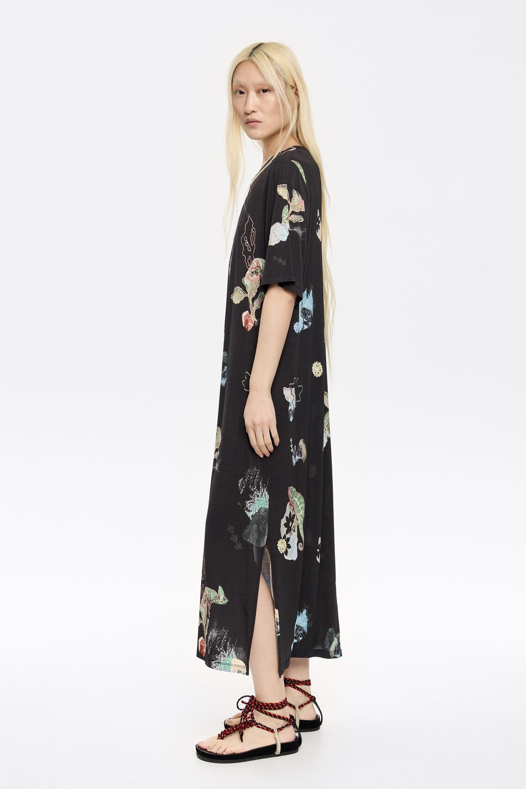 Long anthracite Chameleon T-shirt dress