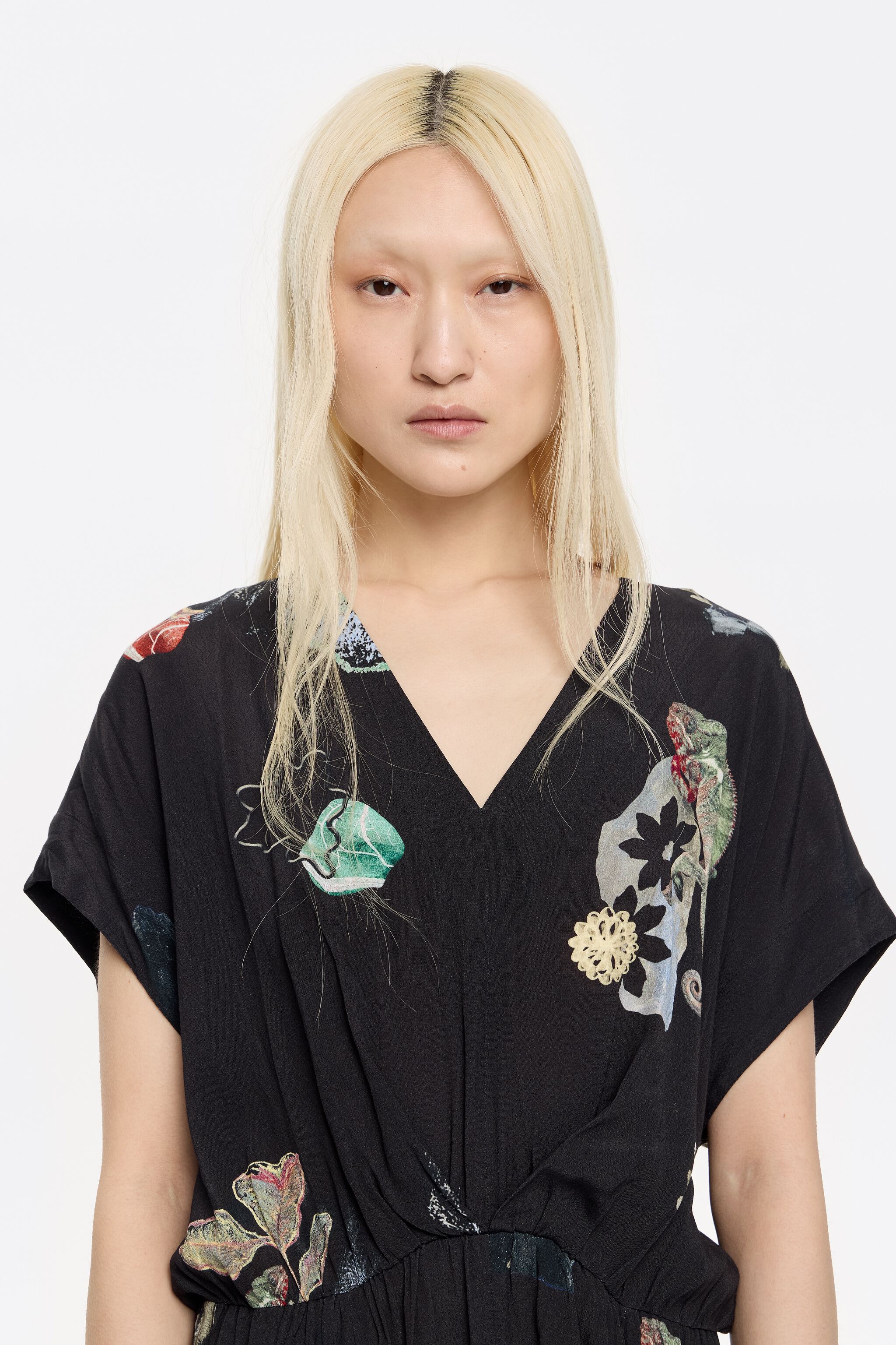 Short anthracite Chameleon playsuit