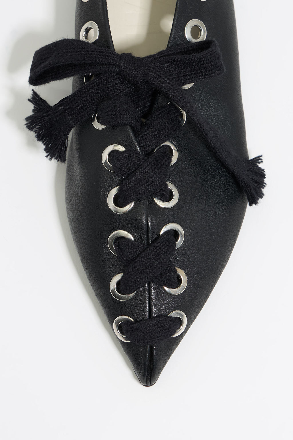 Black leather lace-up ballerina