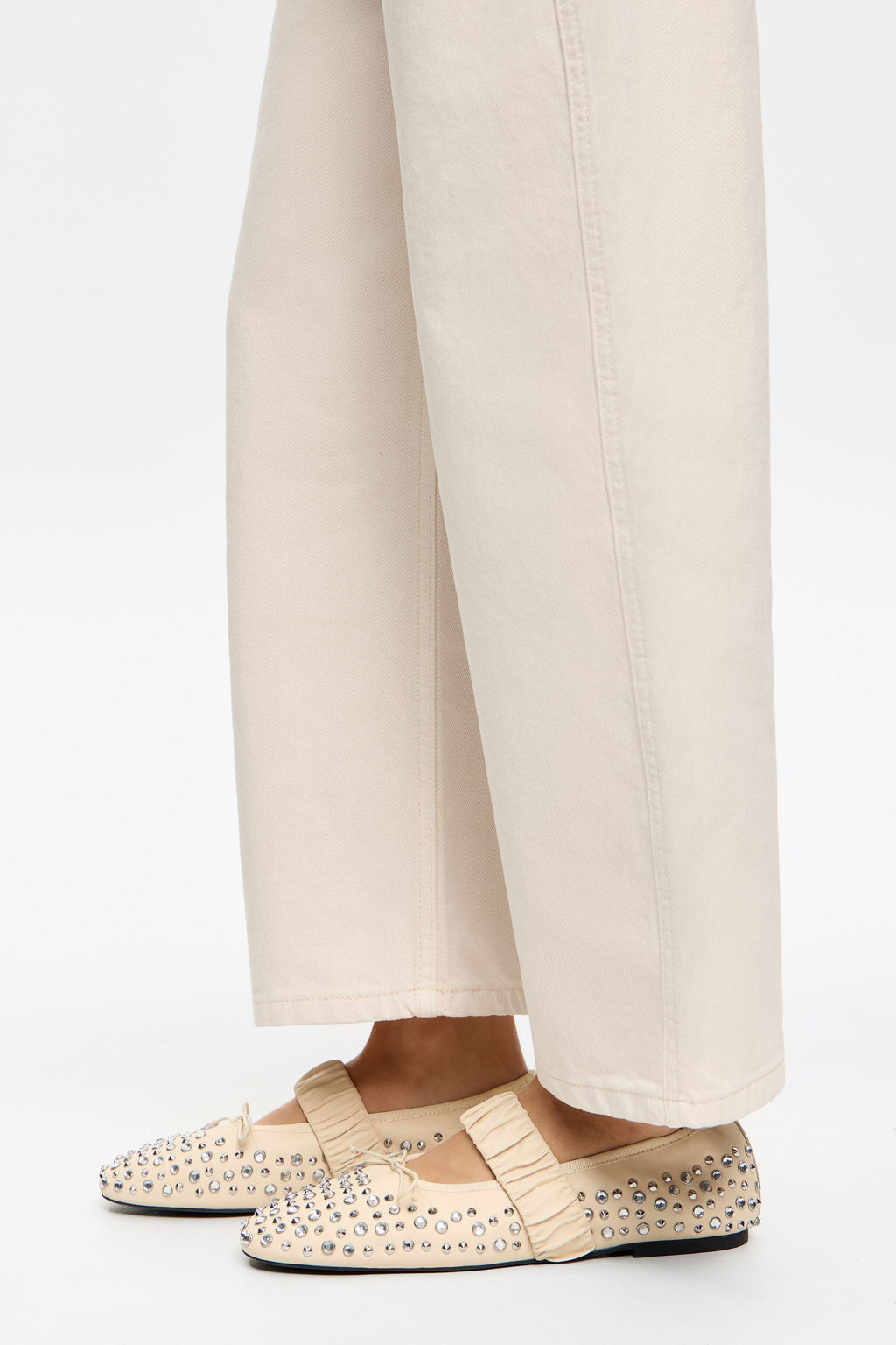 Studded ivory leather ballerina