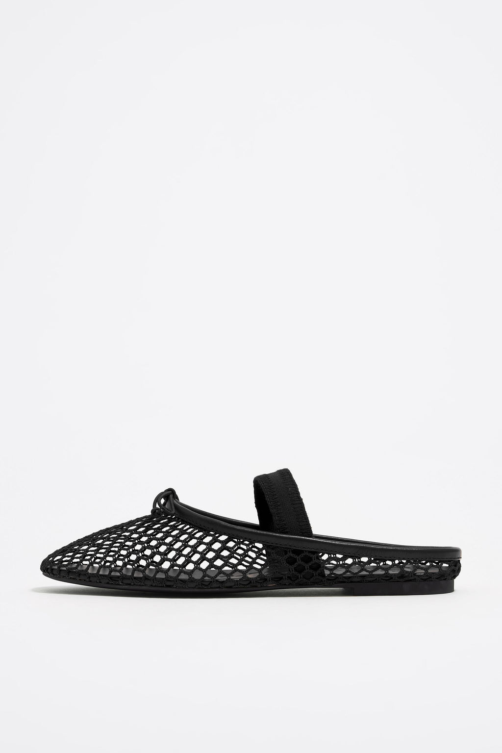 Black mesh slingback ballerina