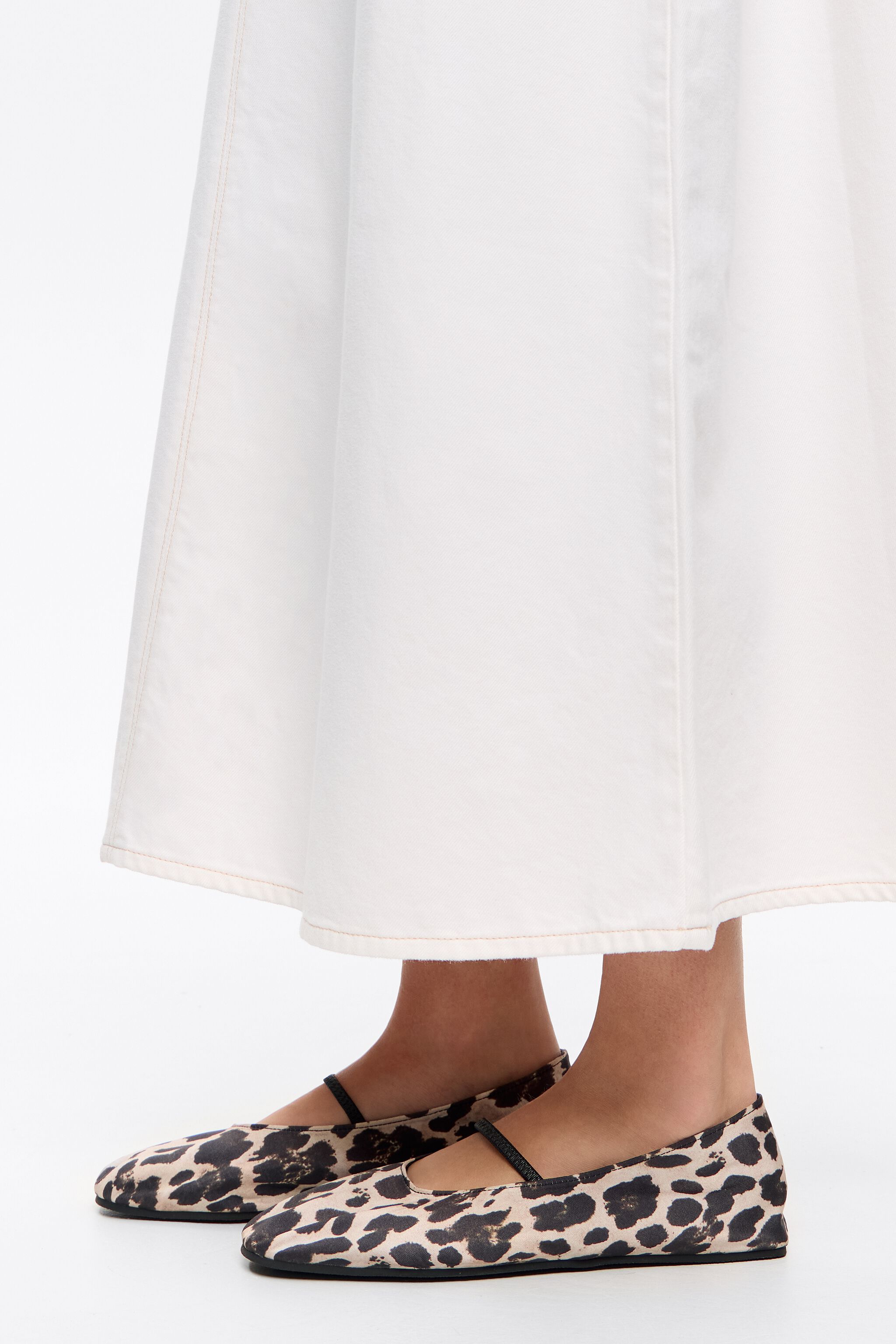 Leopard satin ballerina