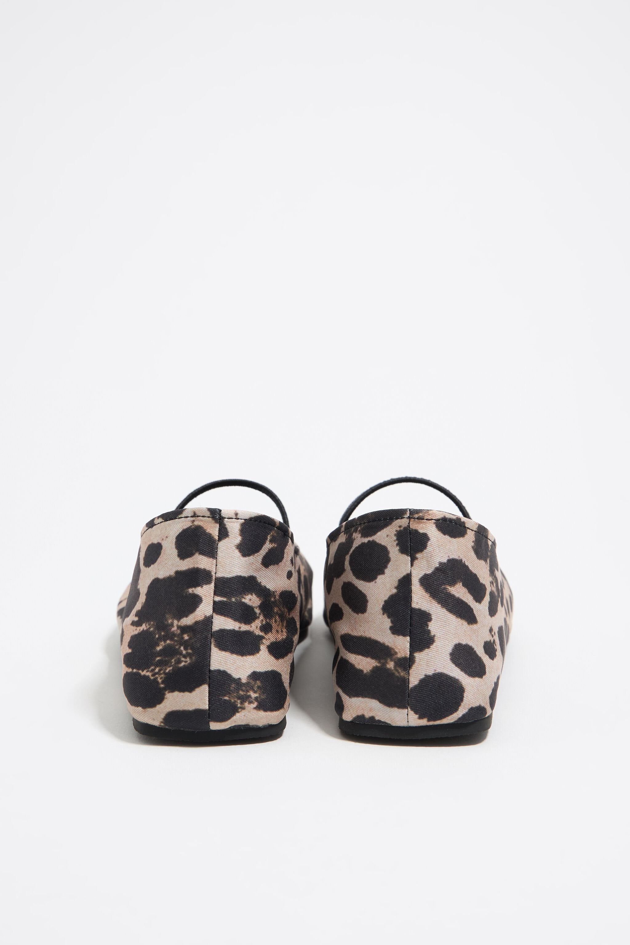 Leopard satin ballerina