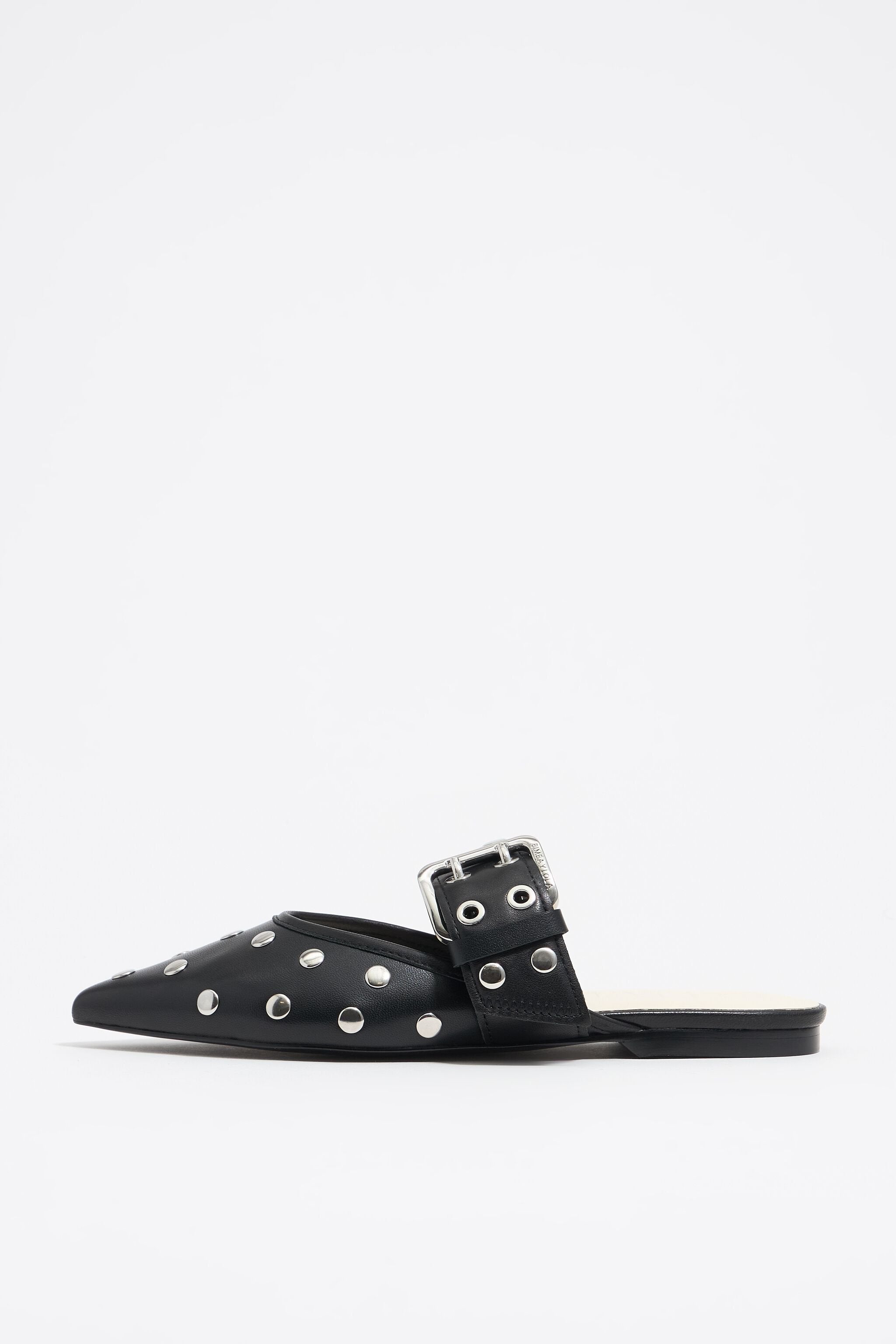 Black leather slingback ballerina with studs