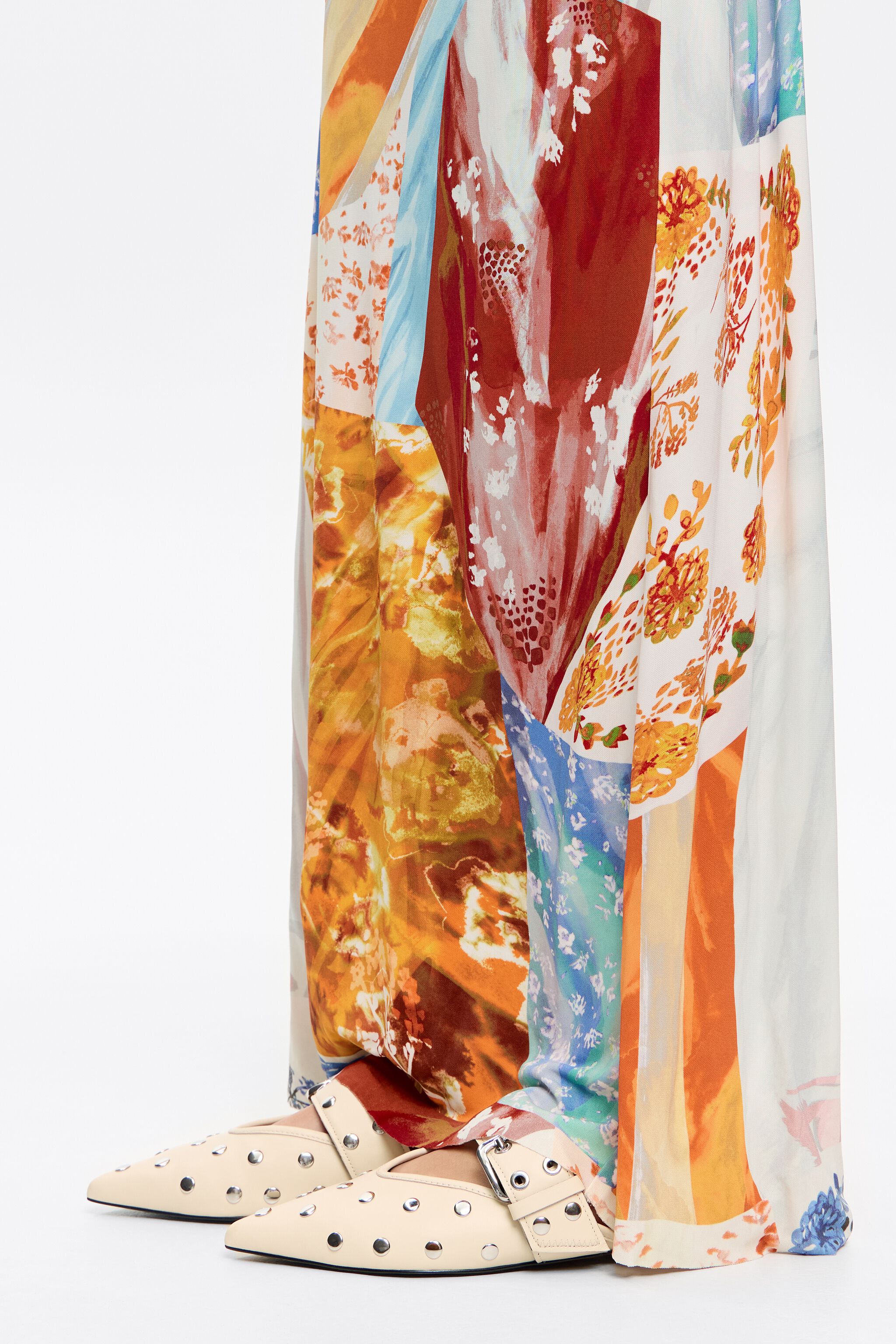 White leather slingback ballerina with studs