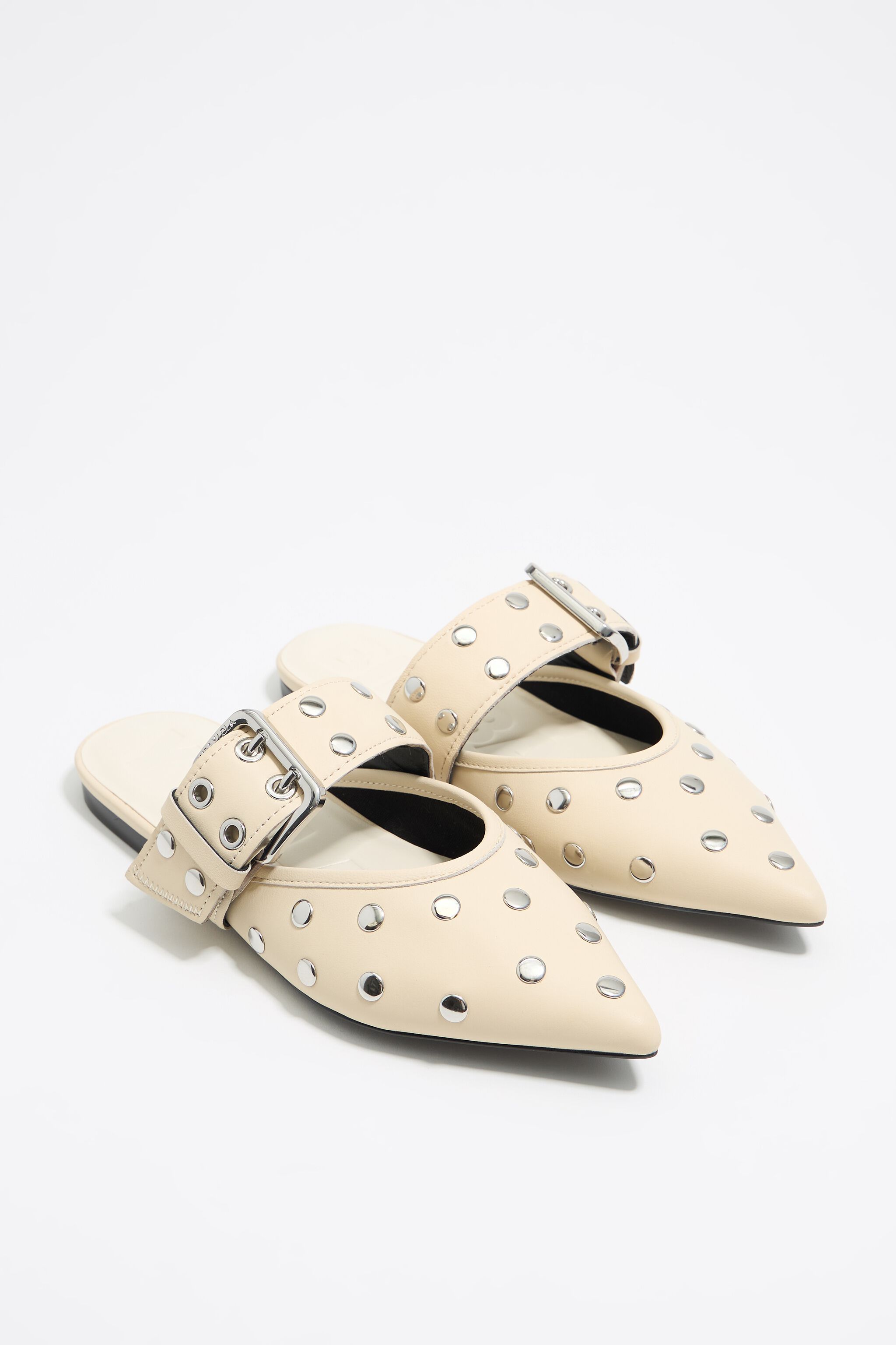 White leather slingback ballerina with studs