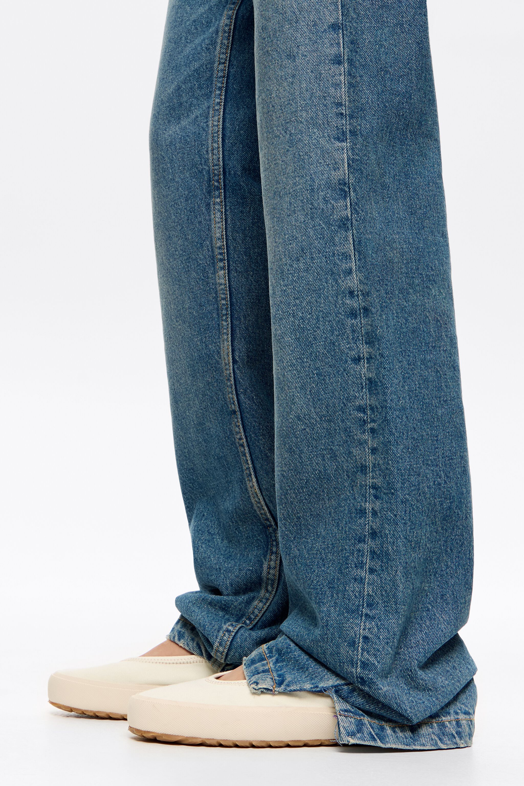 White canvas vulcanized ballerina sneaker