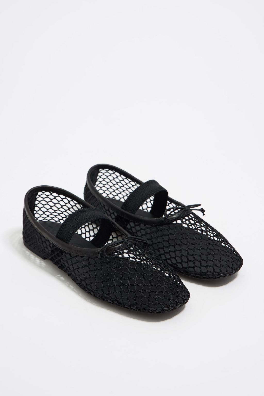 Black mesh ballerina