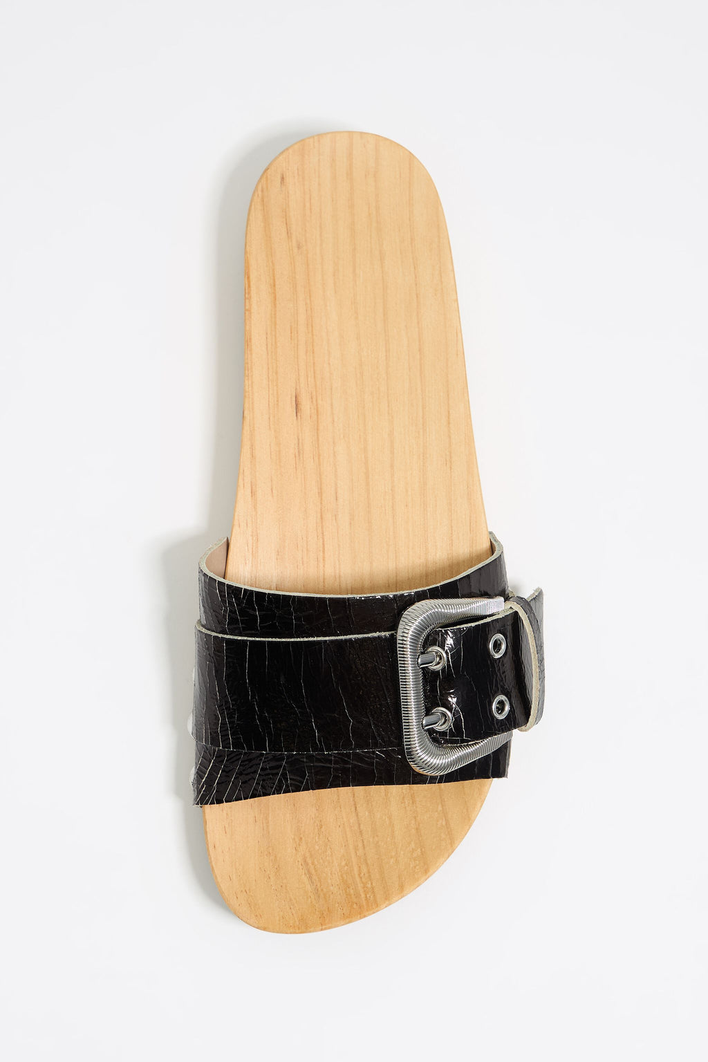 Black leather sandal with wooden sole