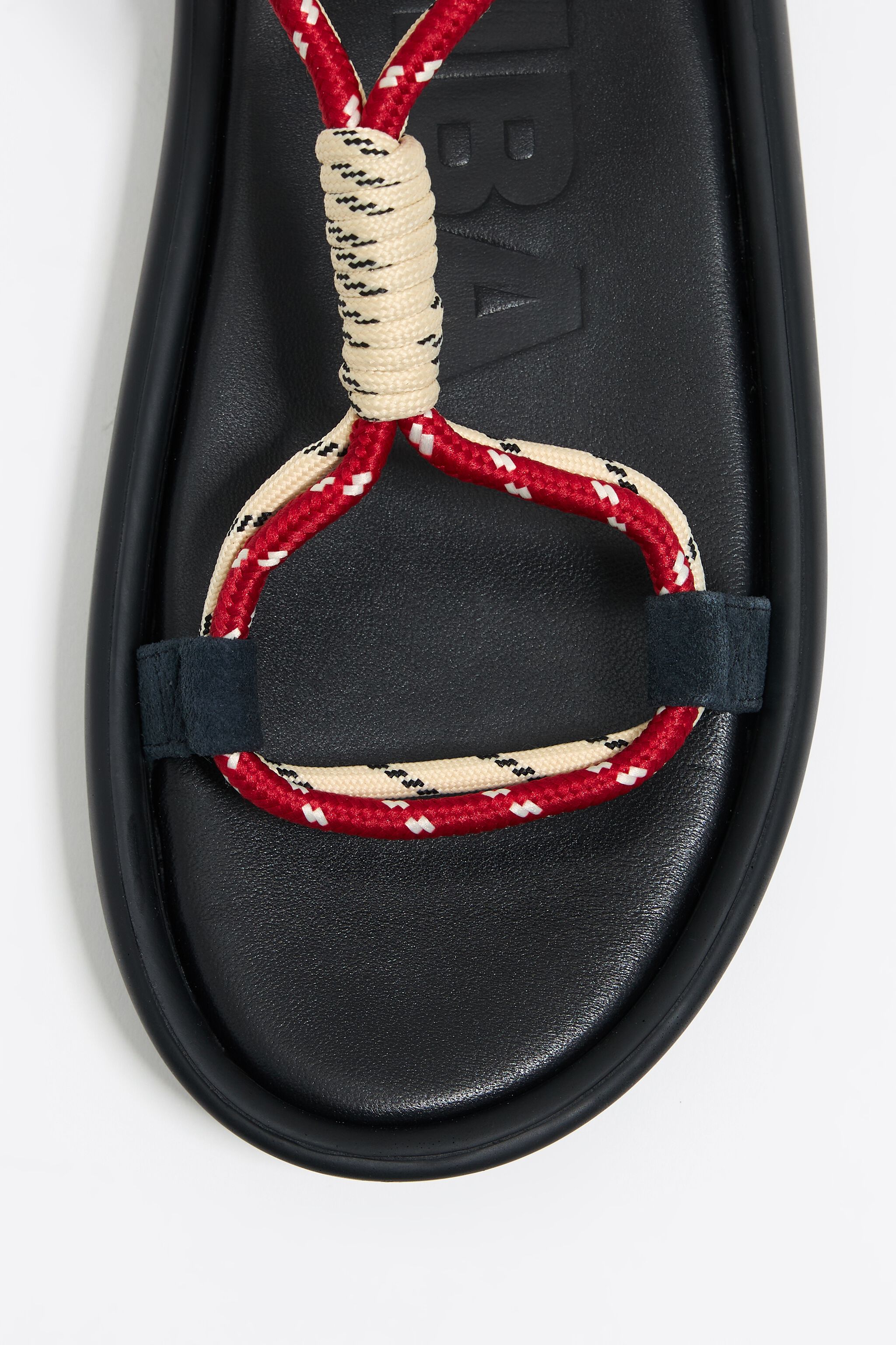 Boat sandal with nautical color ropes