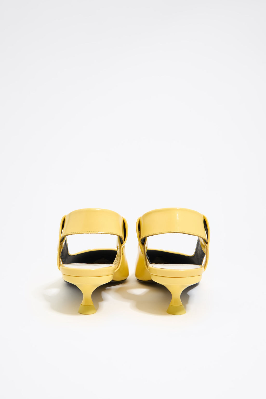Yellow leather slingback court shoe