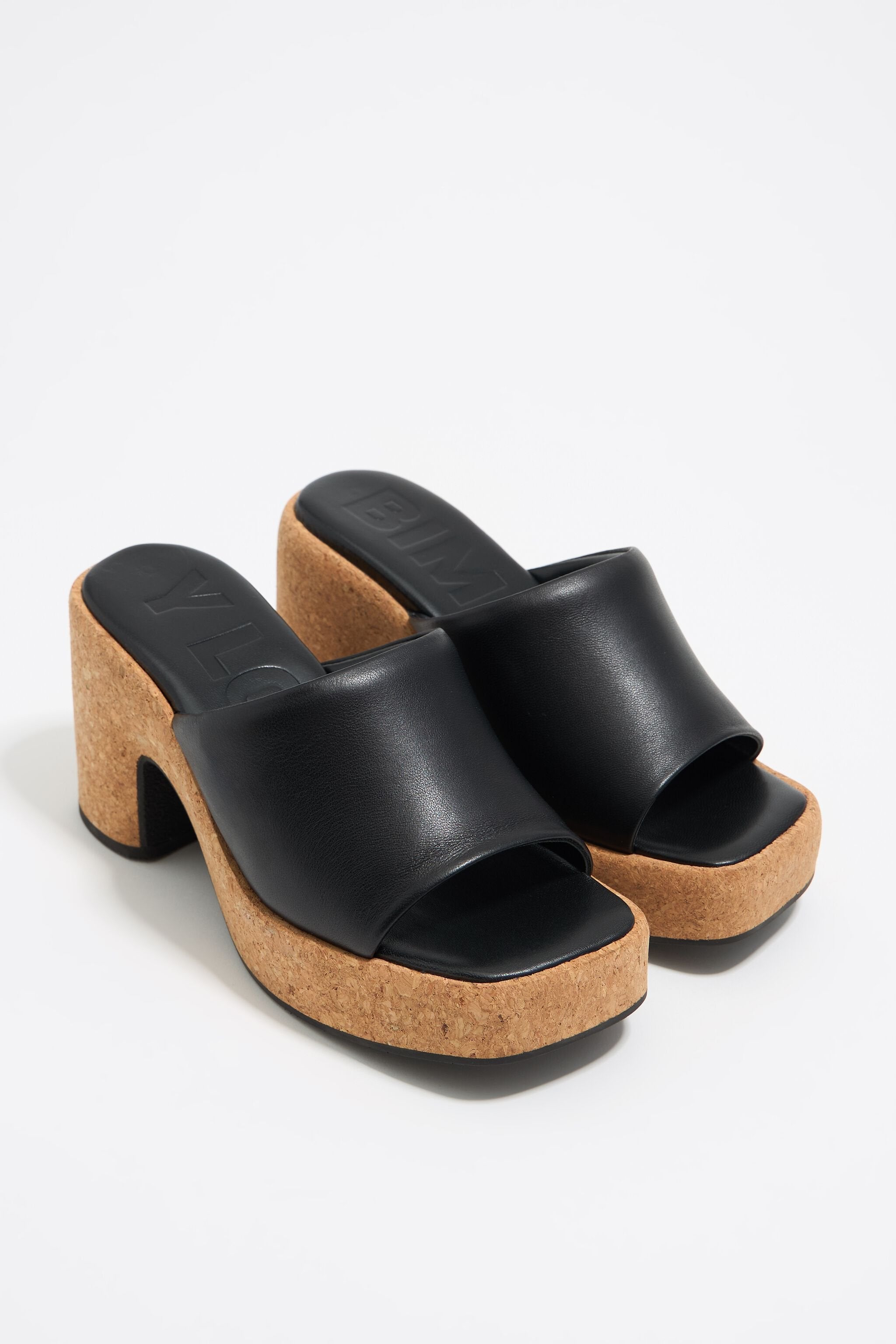 Black leather heeled sandal with cork platform