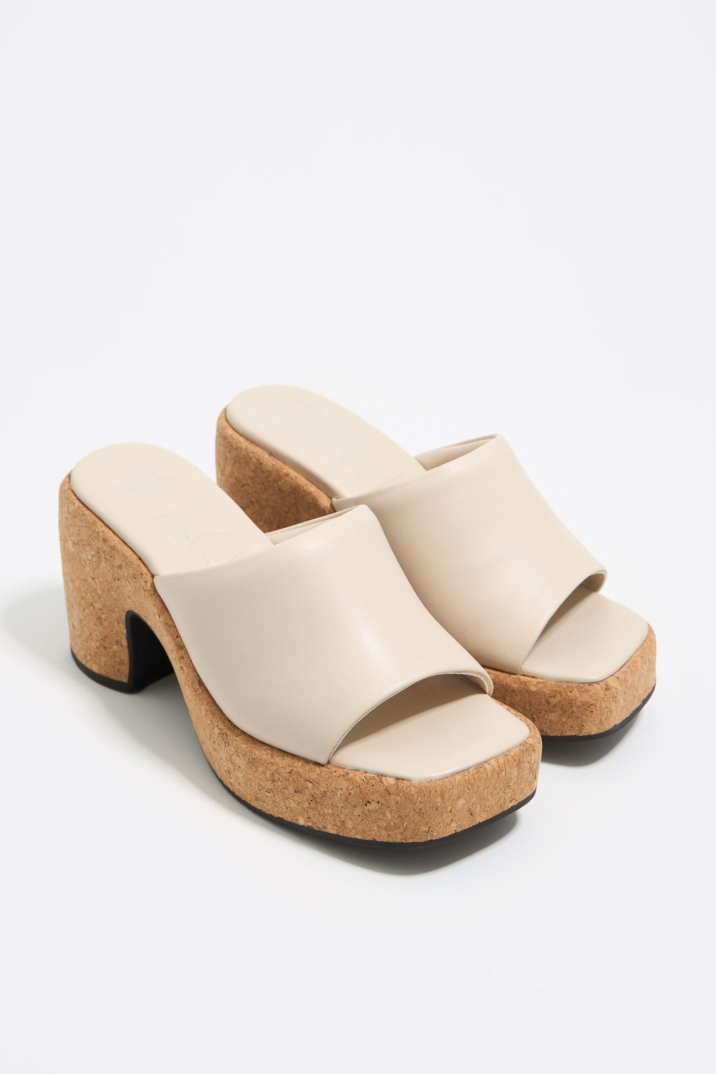White leather heeled sandal with cork platform