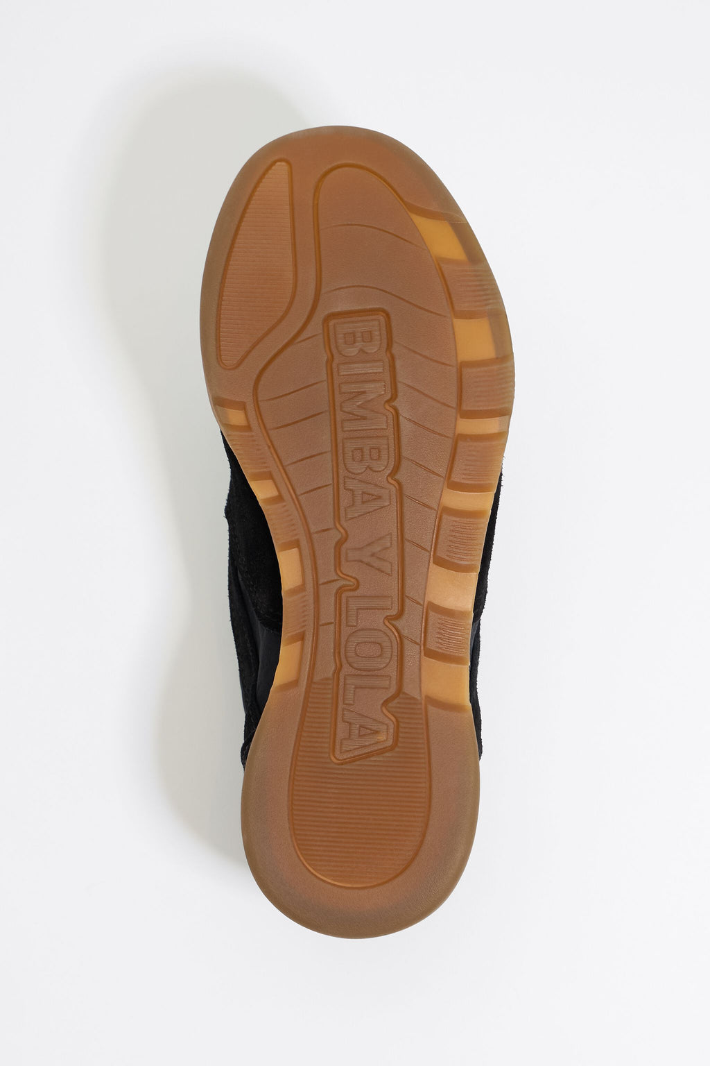 Black 13 16 Indoor sneaker