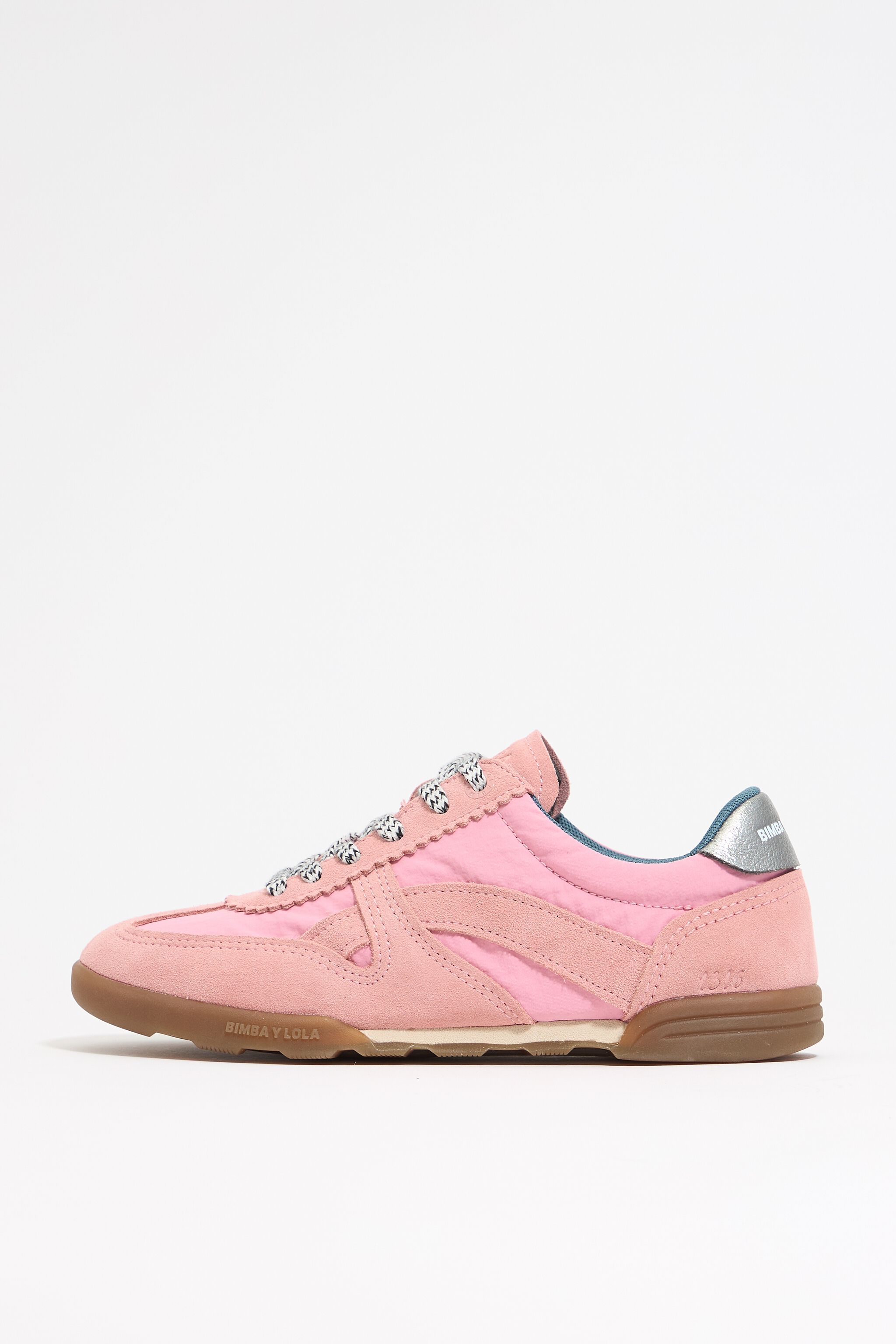 Pink 13 16 indoor sneaker