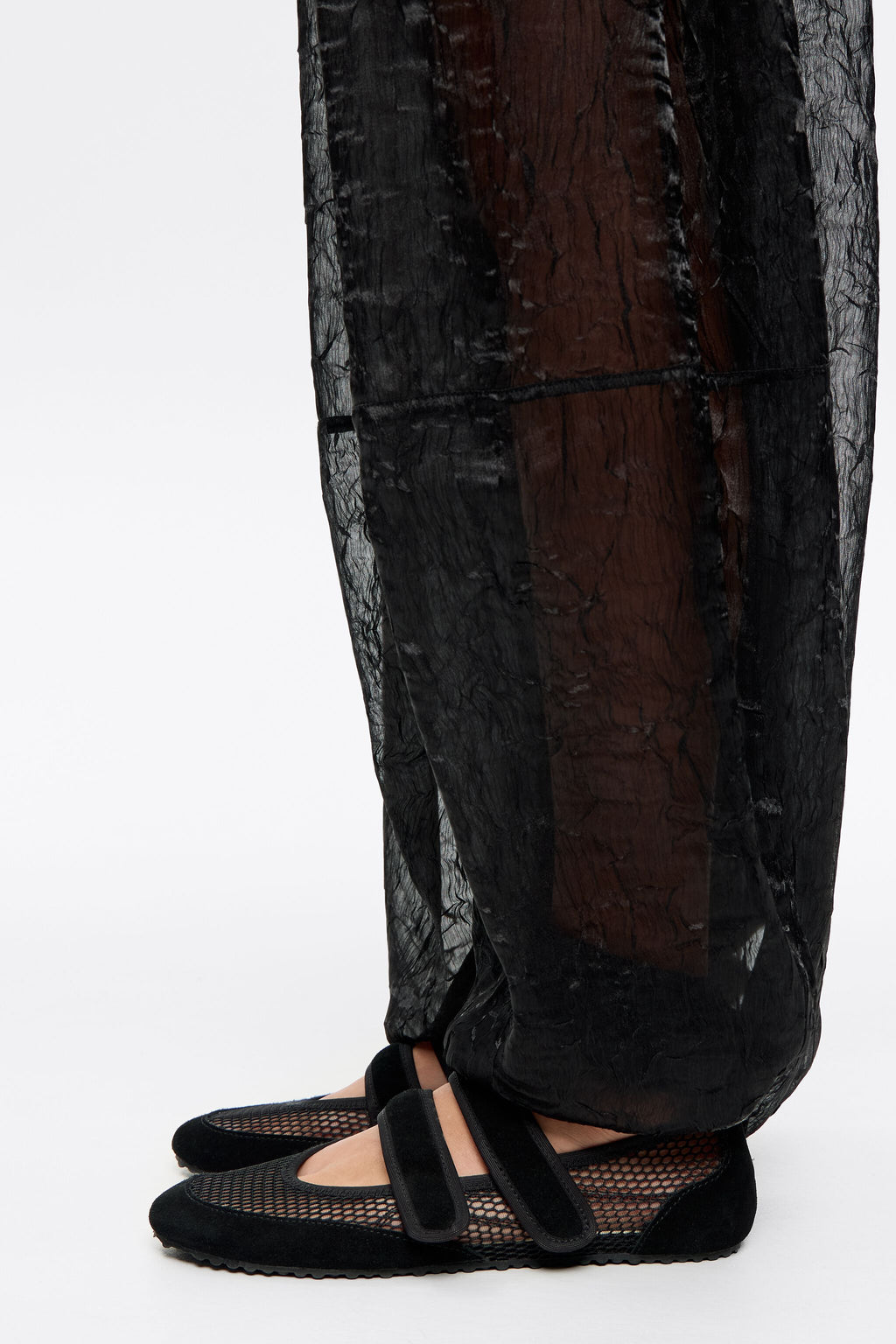 Black net sporty ballerina