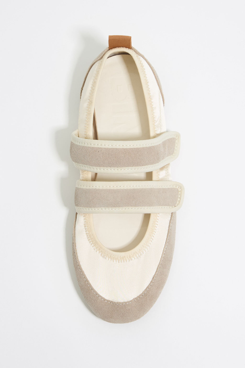 White sporty ballerina