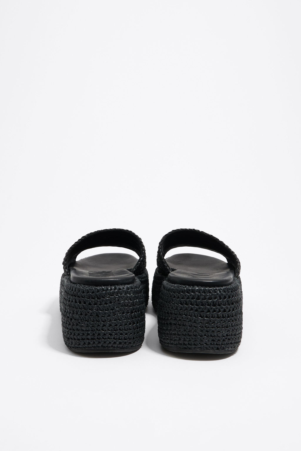 Black raffia platform sandal