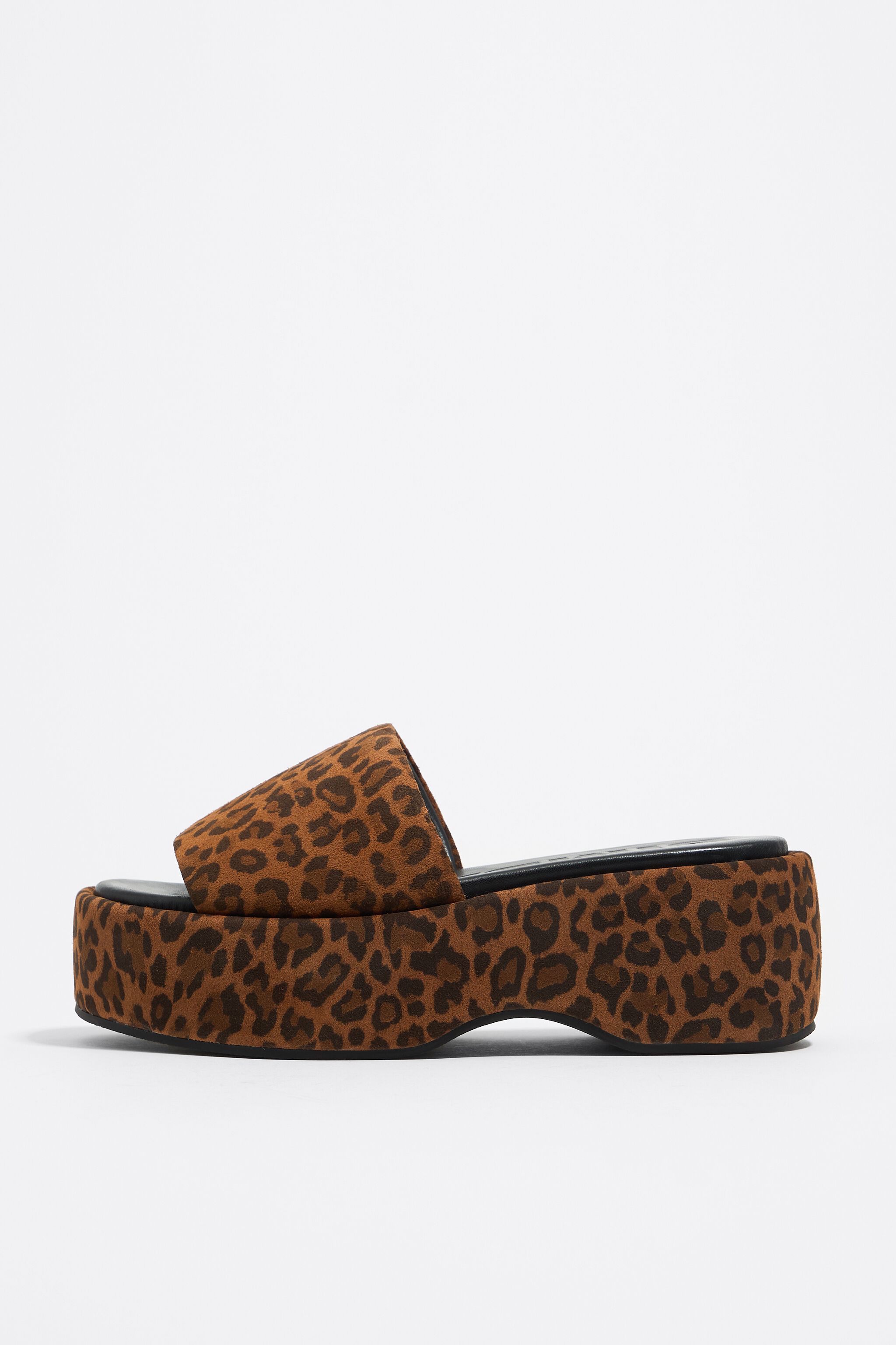 Leopard print leather platform sandal