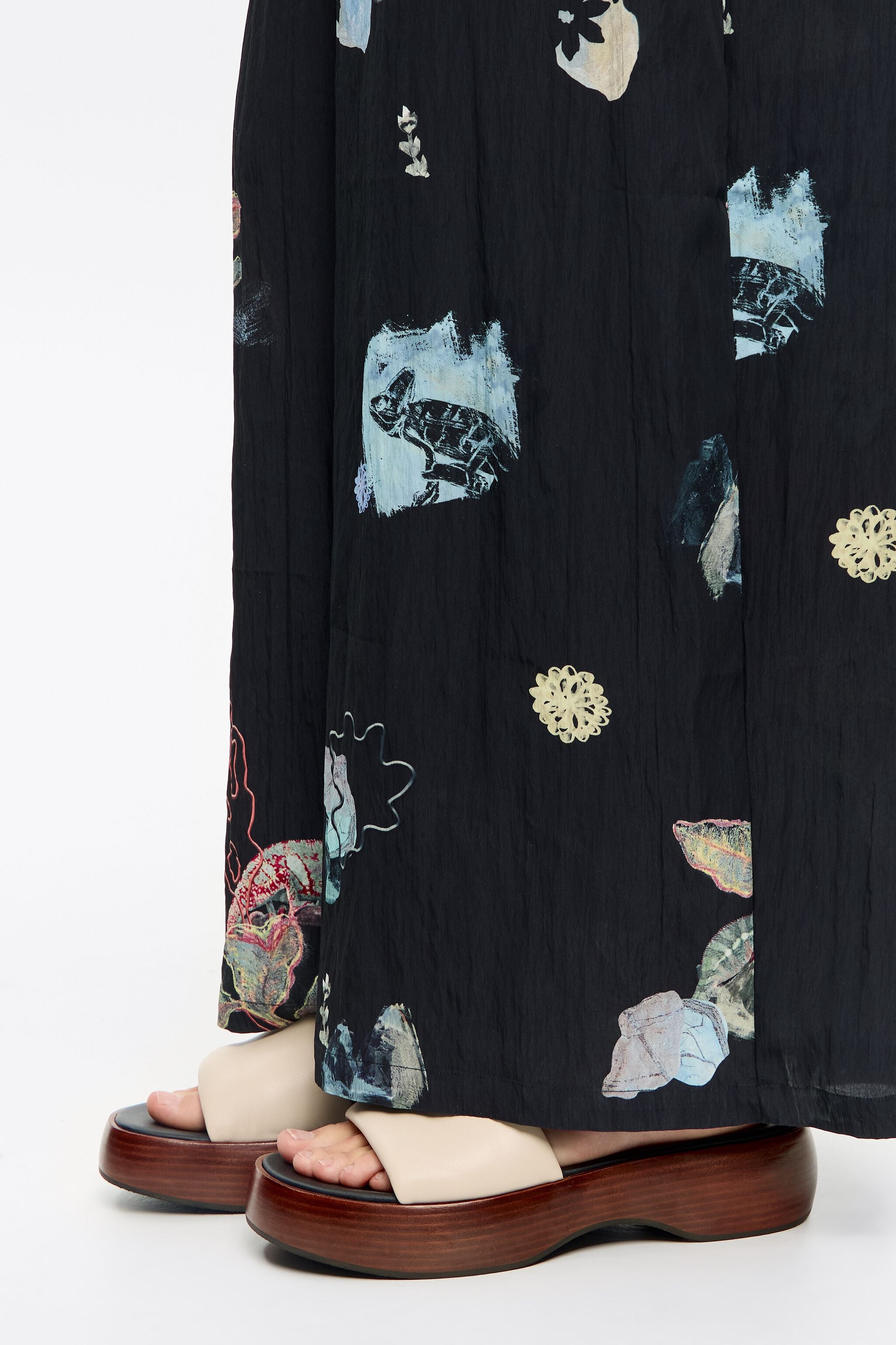 White leather platform sandal