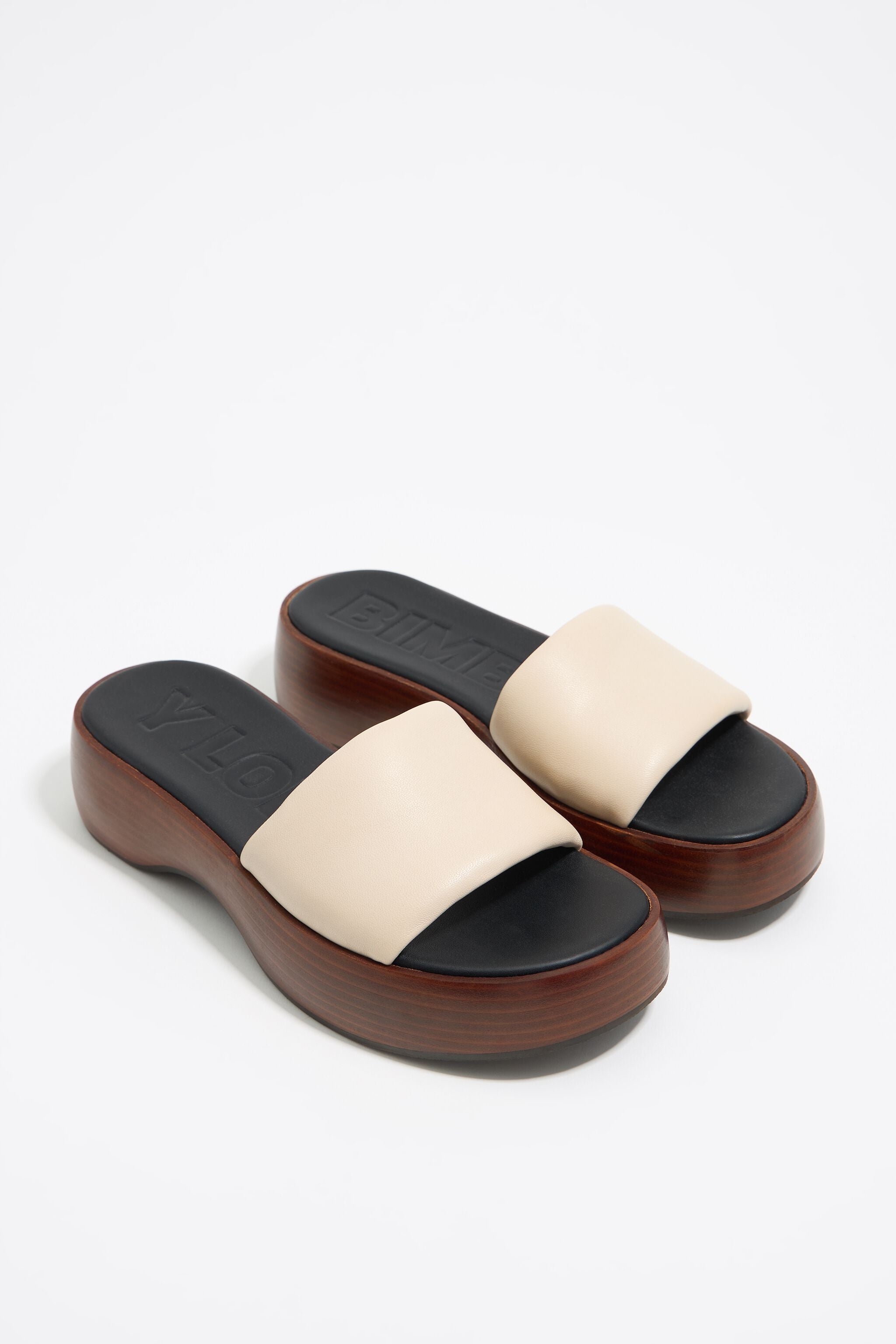 White leather platform sandal