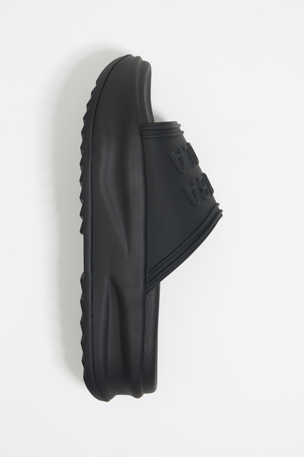 Black platform flip-flop