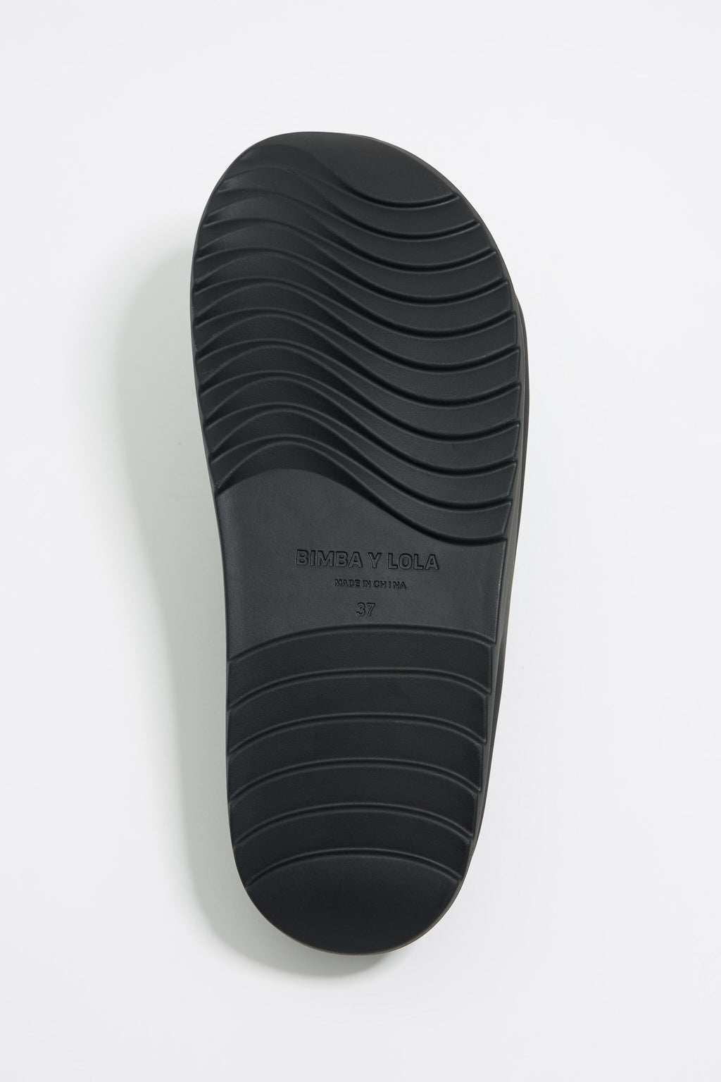 Black platform flip-flop