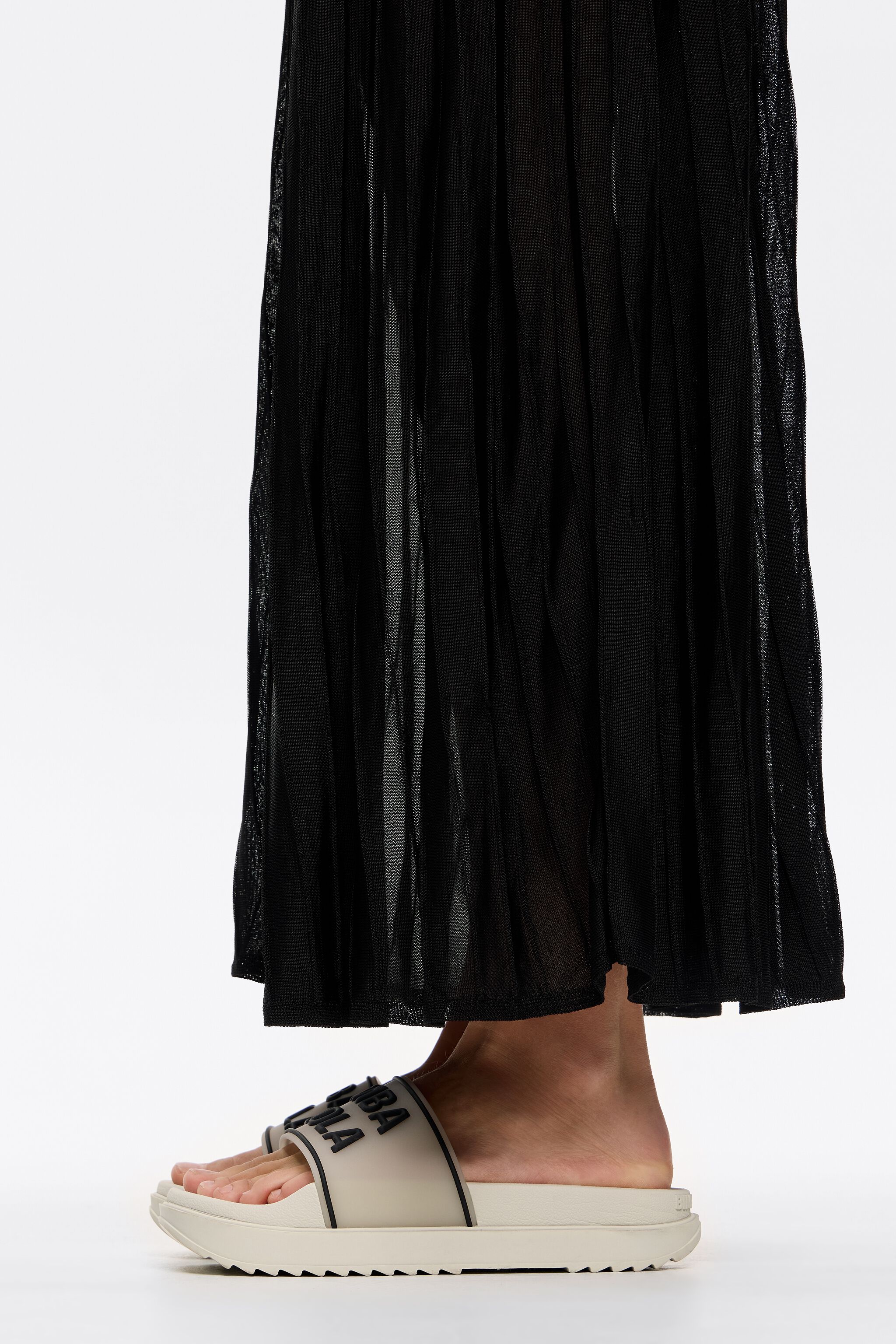 White platform slider