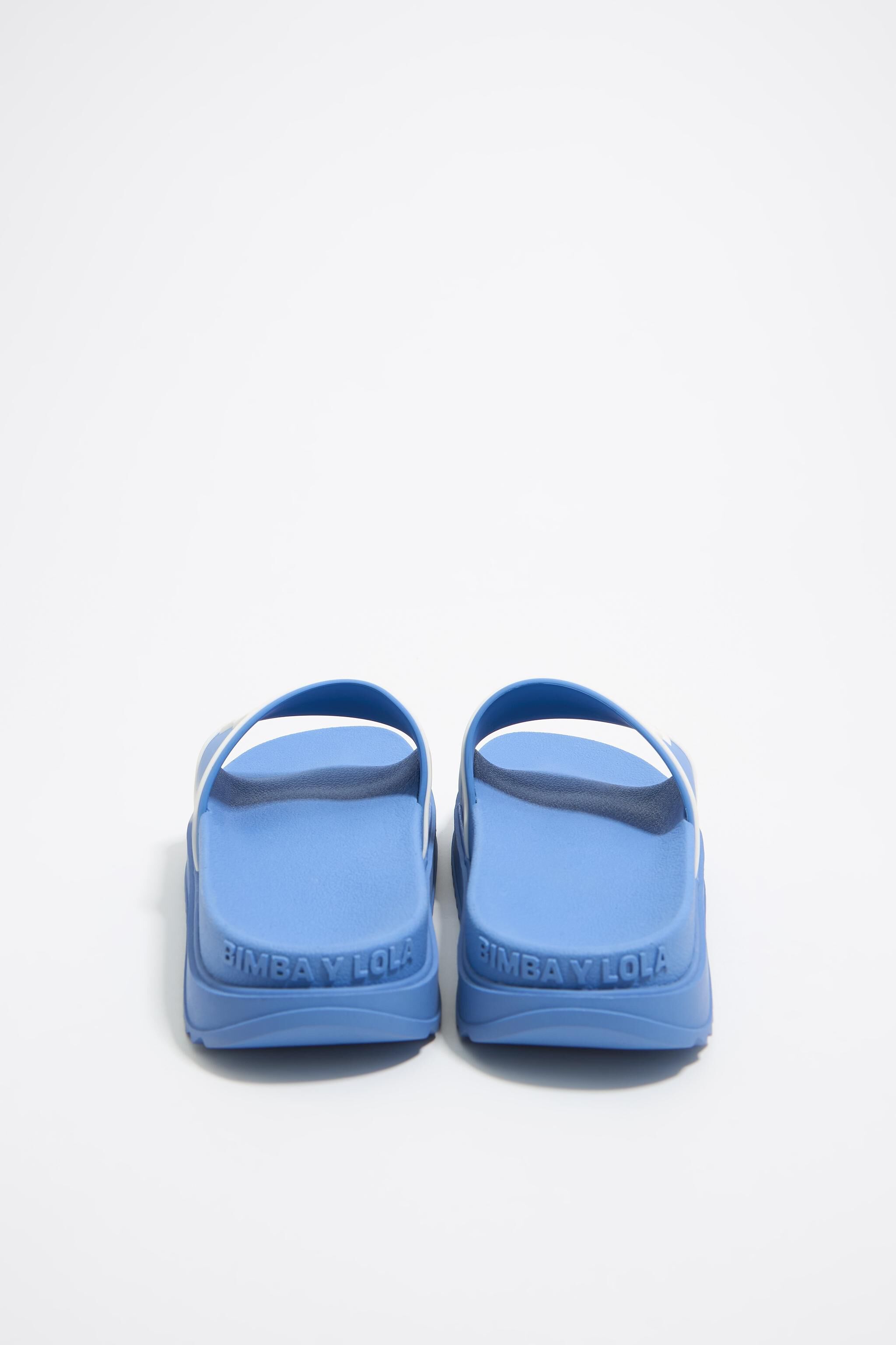 Blue platform slider