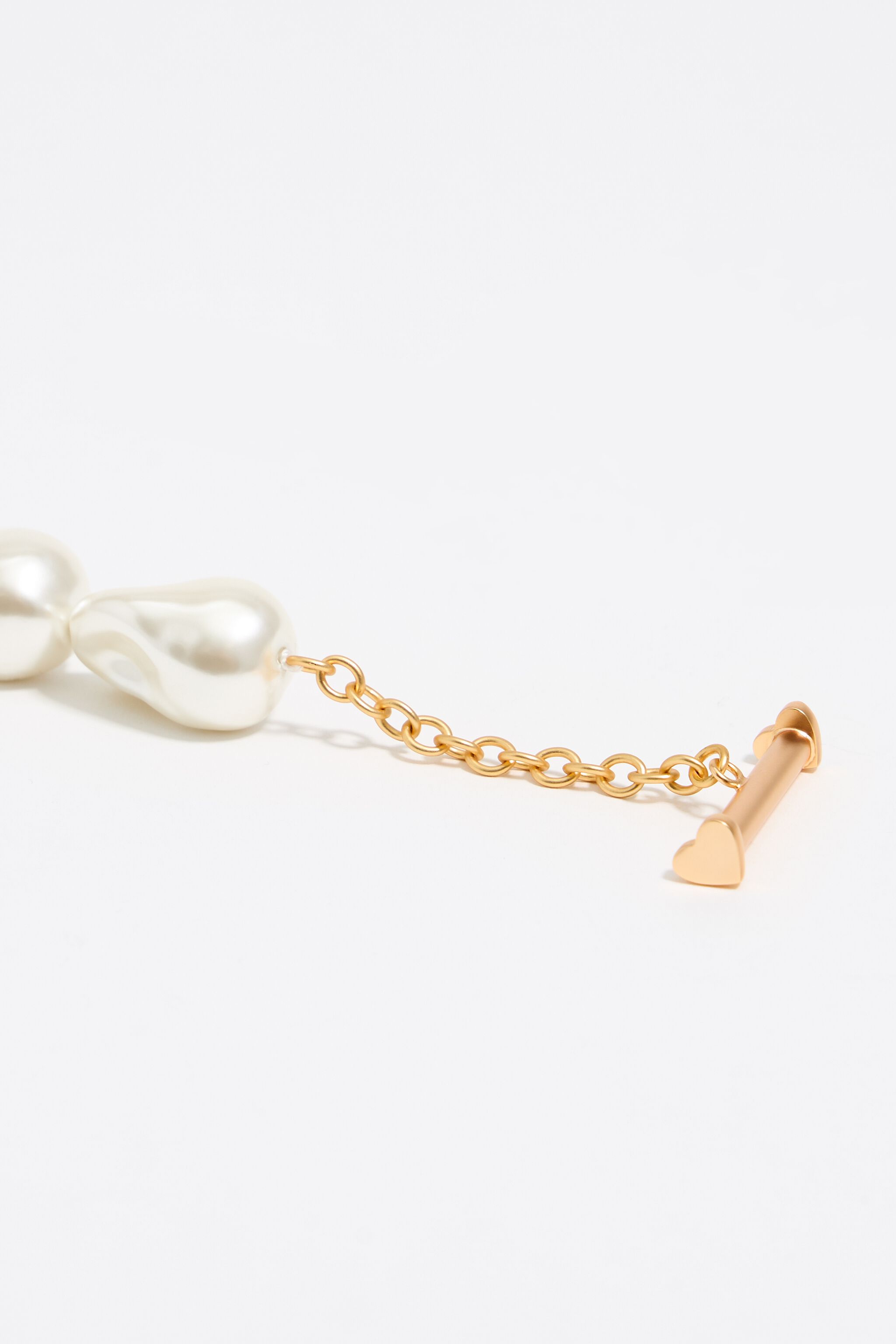 Gold-tone chain and pearl heart logo bracelet